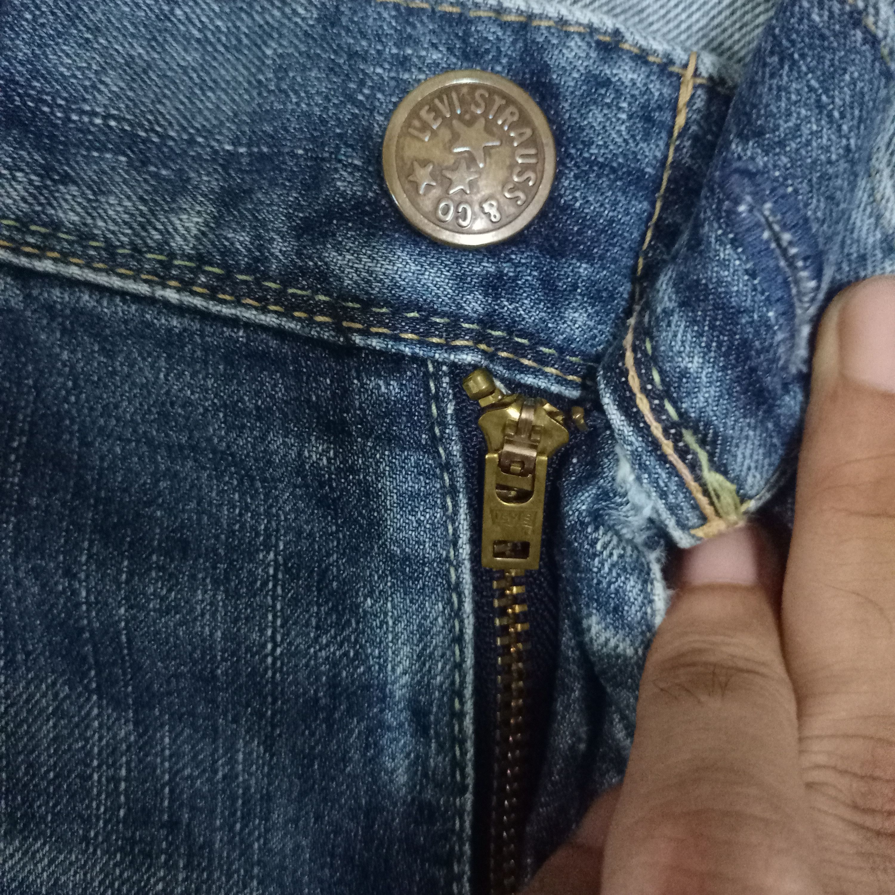 Levi's Vintage 90s Levis Japan Blue Wash Distressed Flare Jeans Size US 33 - 3 Thumbnail