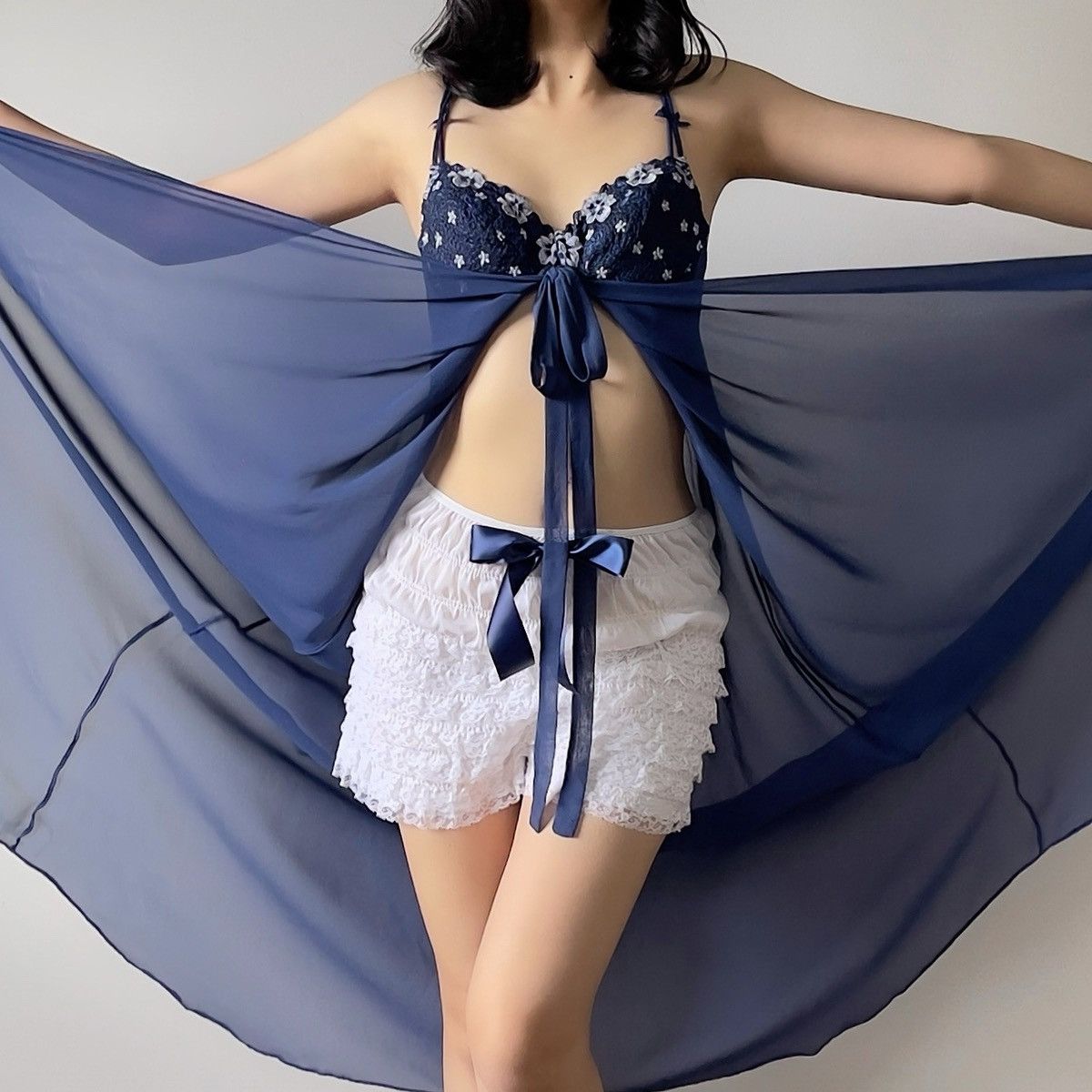 Victoria's Secret Victoria’s Secret 1990s Navy Chiffon Nightgown (S–M) Size M / US 6-8 / IT 42-44 - 6 Thumbnail
