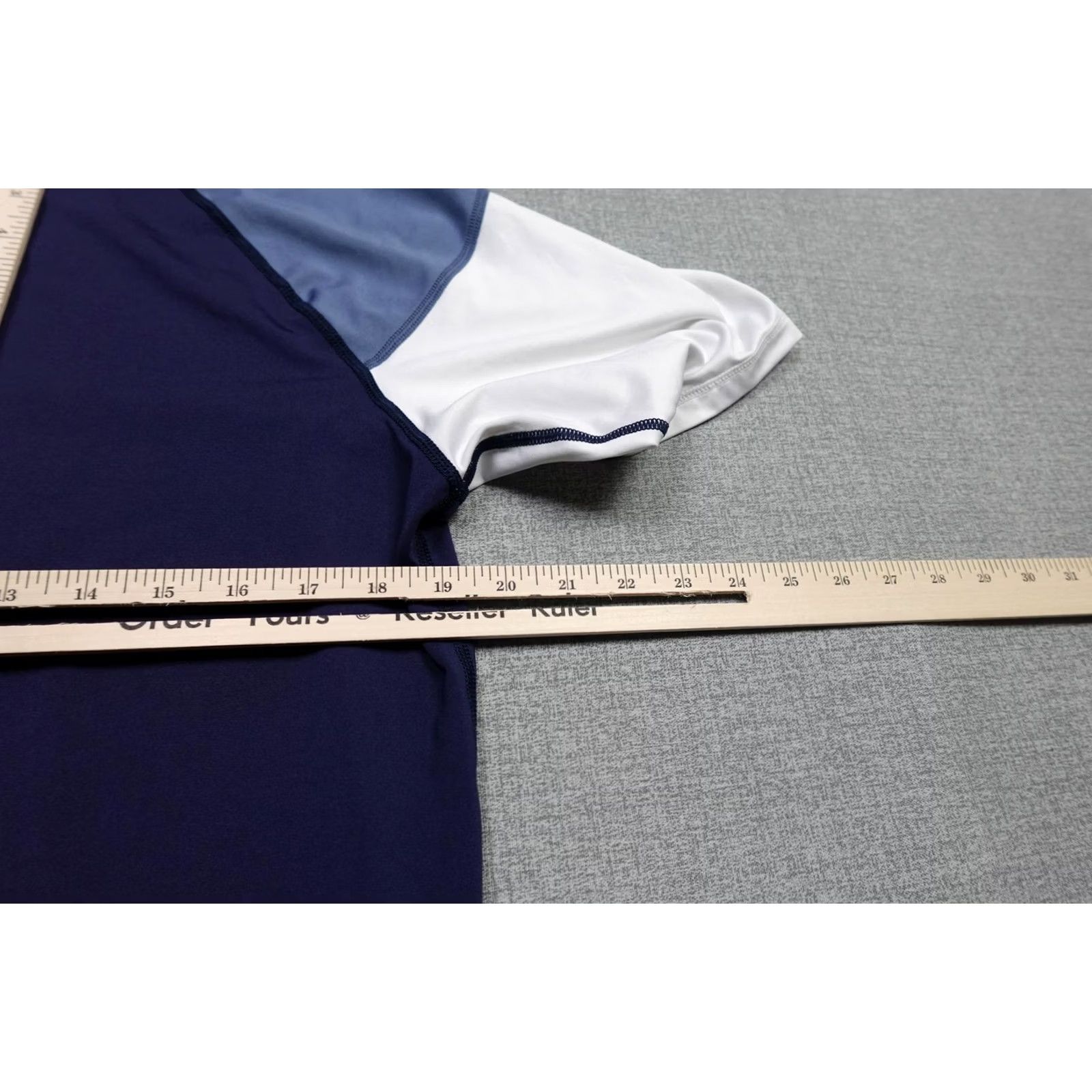 Nike Nike Shirt Mens M Blue White Colorblock Raglan Athletic Performance Tee Size US M / EU 48-50 / 2 - 6 Thumbnail