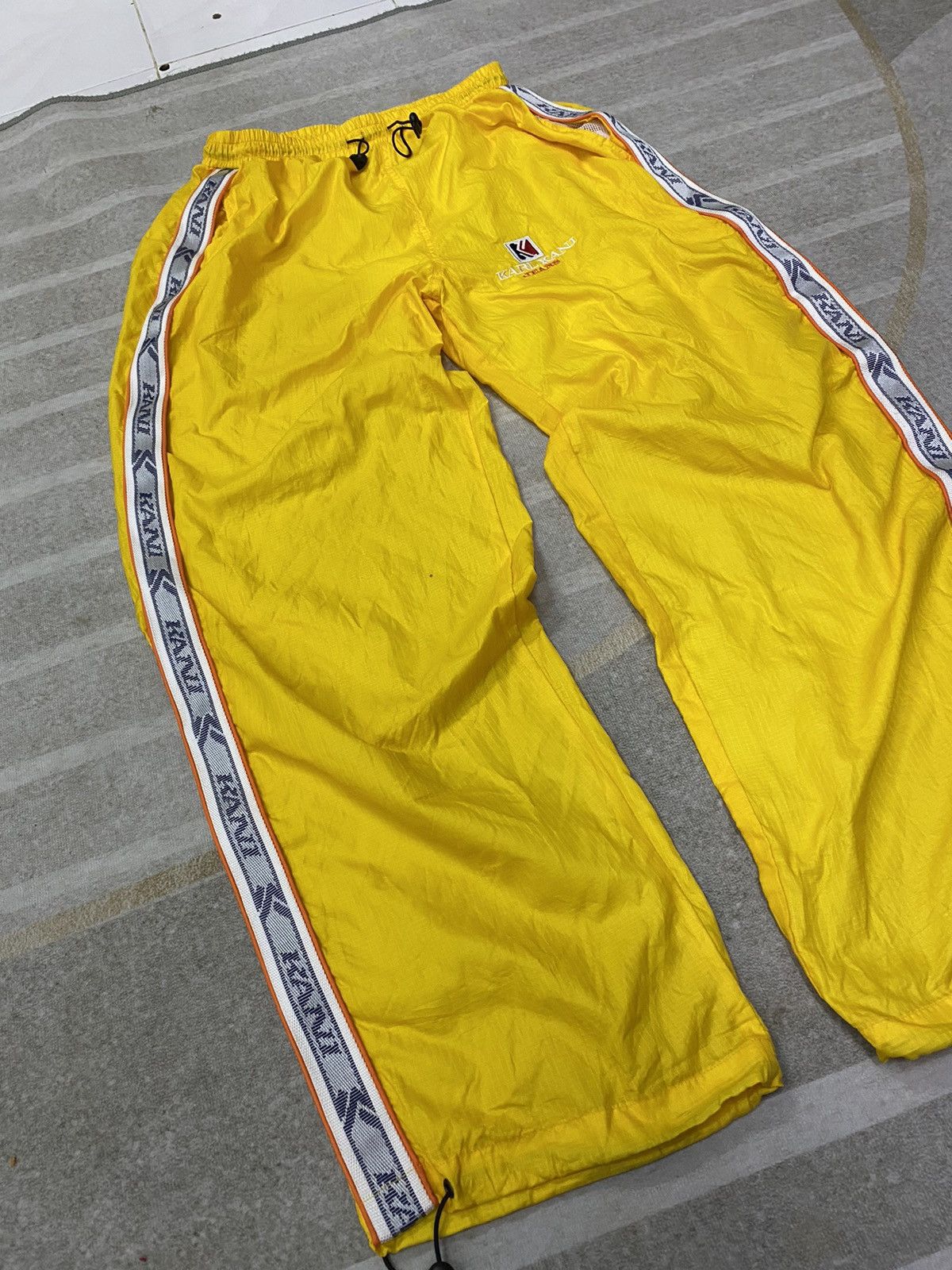 Karl Kani 🔥Dope🔥Vintage Karl Kani Side Tape Nylon Pant Hip Hop Style Size US 32 / EU 48 - 3 Thumbnail