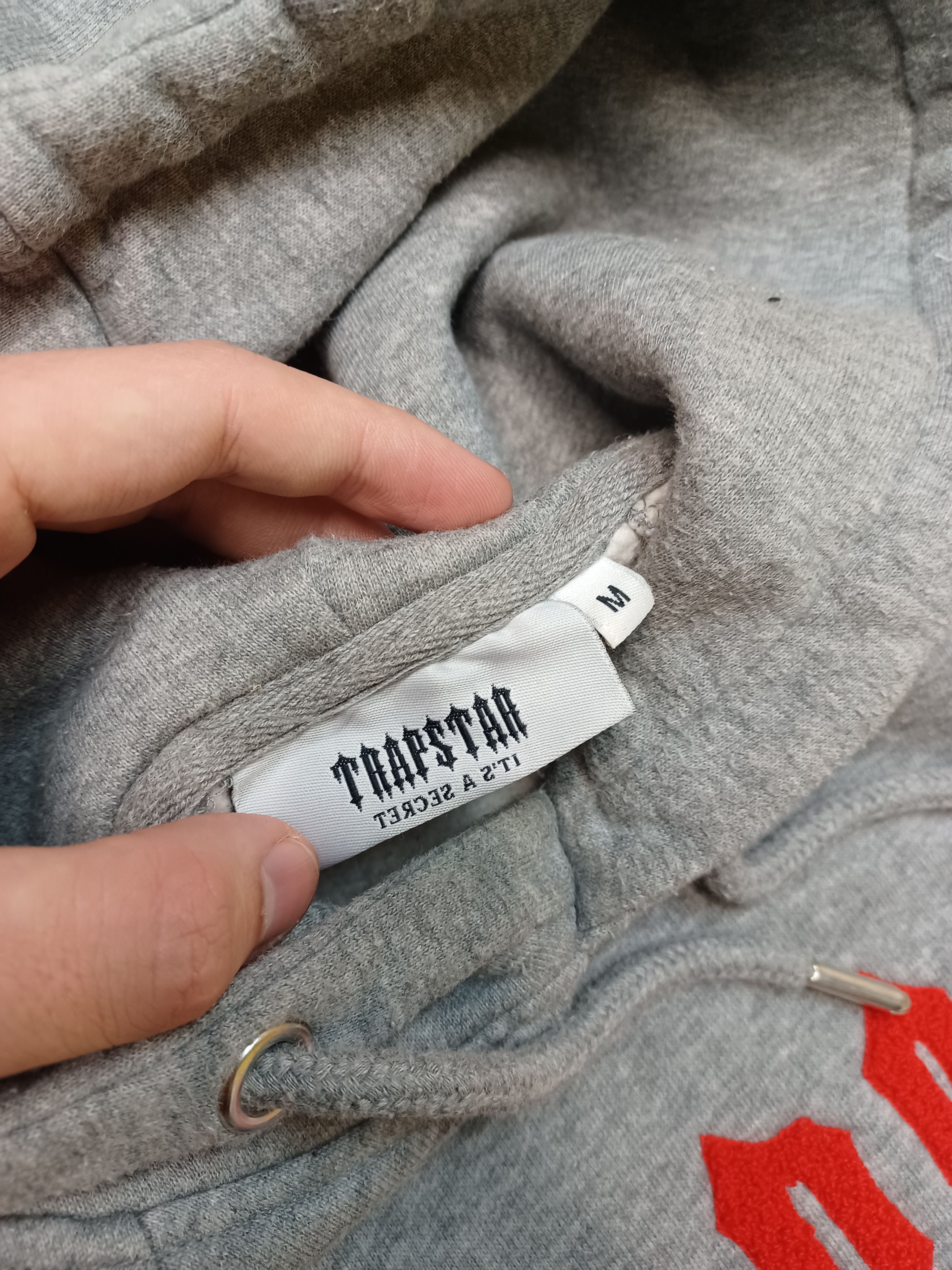 Trapstar London Trapstar hoodie “It's a secret” size M Size US M / EU 48-50 / 2 - 4 Thumbnail