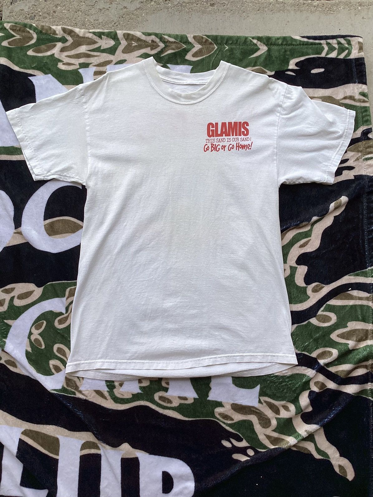 Other × Vintage Vintage 90s Glamis go big or go home save our sand dunes tee Size US L / EU 52-54 / 3 - 4 Thumbnail