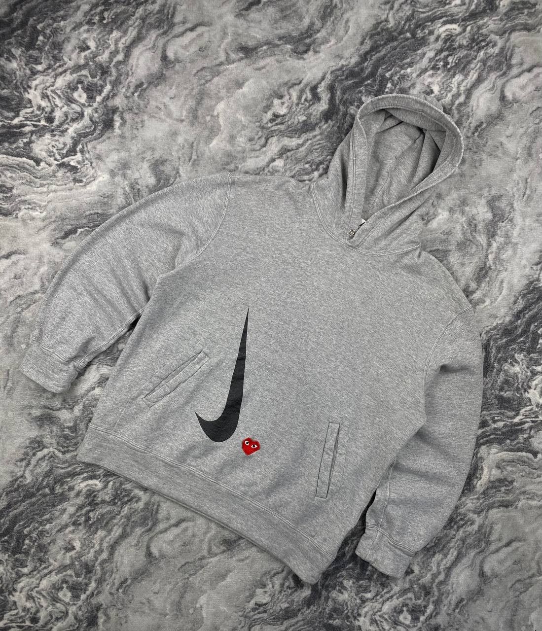 Comme des Garcons PLAY Play Comme des Garçons x Nike Hoodie Big Logo Men Size XL Size US XL / EU 56 / 4 - 1 Thumbnail