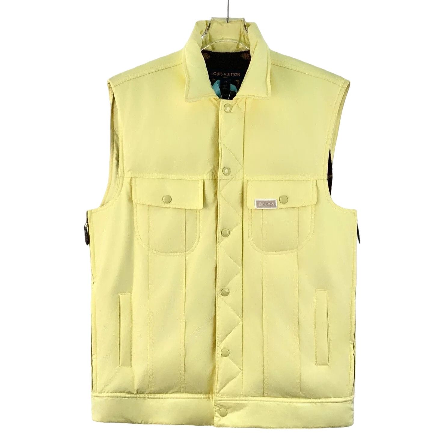 Louis Vuitton Louis Vuitton Multi-Pocket Cotton Vest Size 34 Size XS / US 0-2 / IT 36-38 - 1 Thumbnail