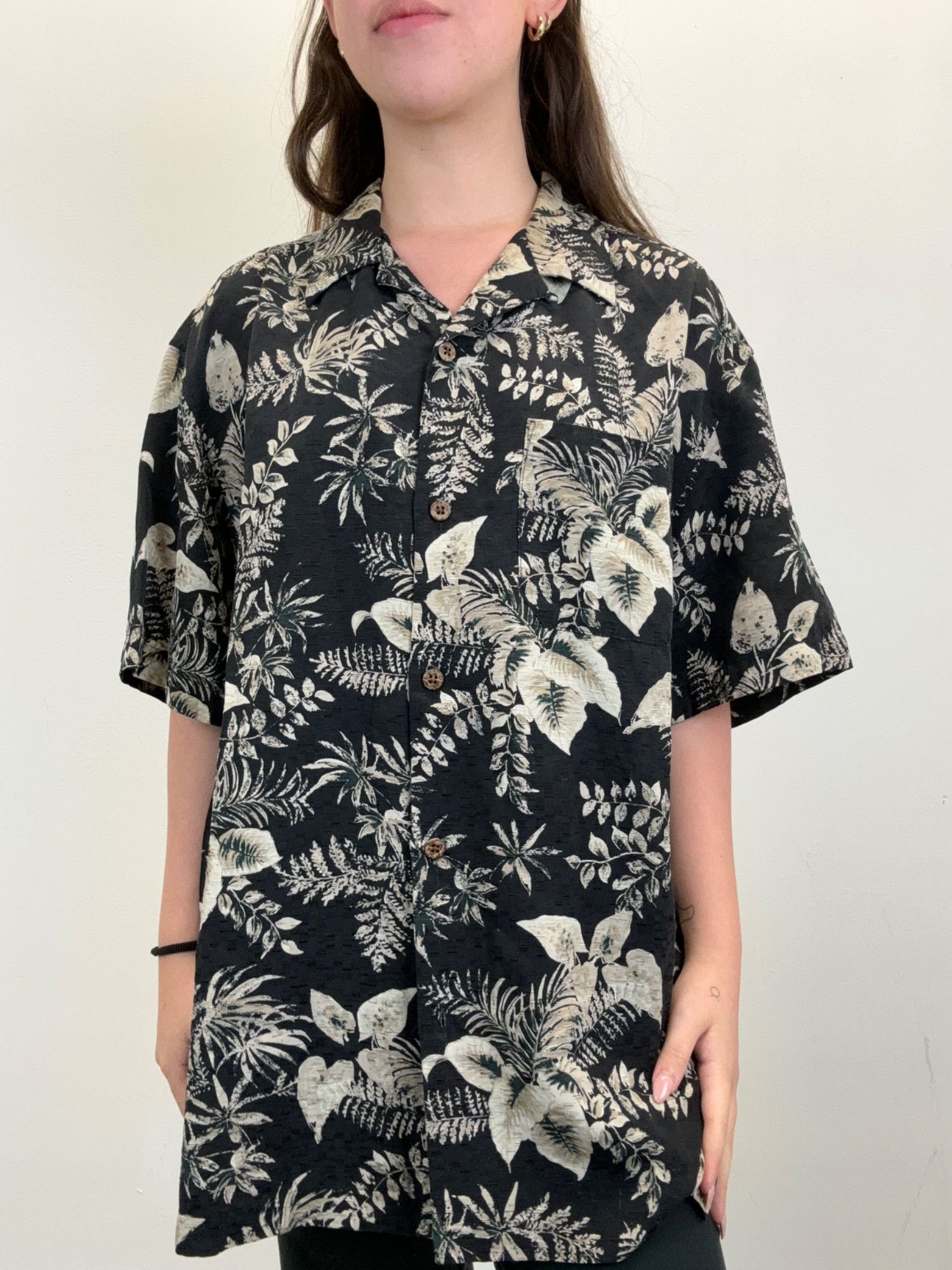 Other L Leafs Pattern Hawaiian Black Button Up Size US L / EU 52-54 / 3 - 1 Thumbnail