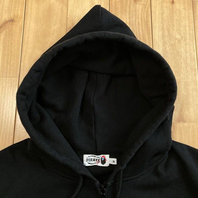 Bape ☠️Pirate Store limited☠️ BAPE SKULL College Logo Zip Hoodie Size US M / EU 48-50 / 2 - 6 Thumbnail
