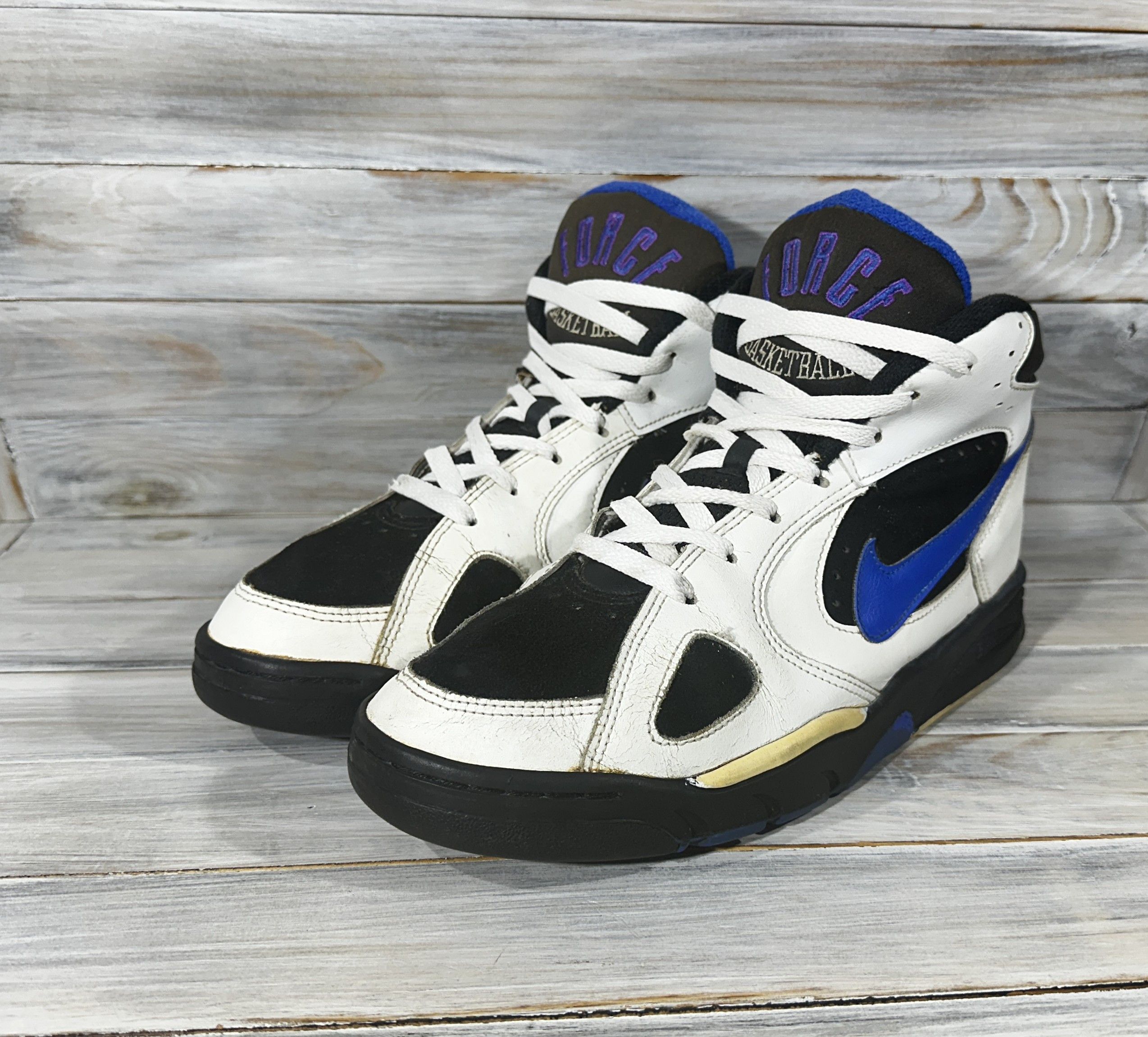 Nike × Vintage 1993 Vintage Nike Force Basketball Sneakers Very Rare Retro Size US 10 / EU 43 - 18 Thumbnail