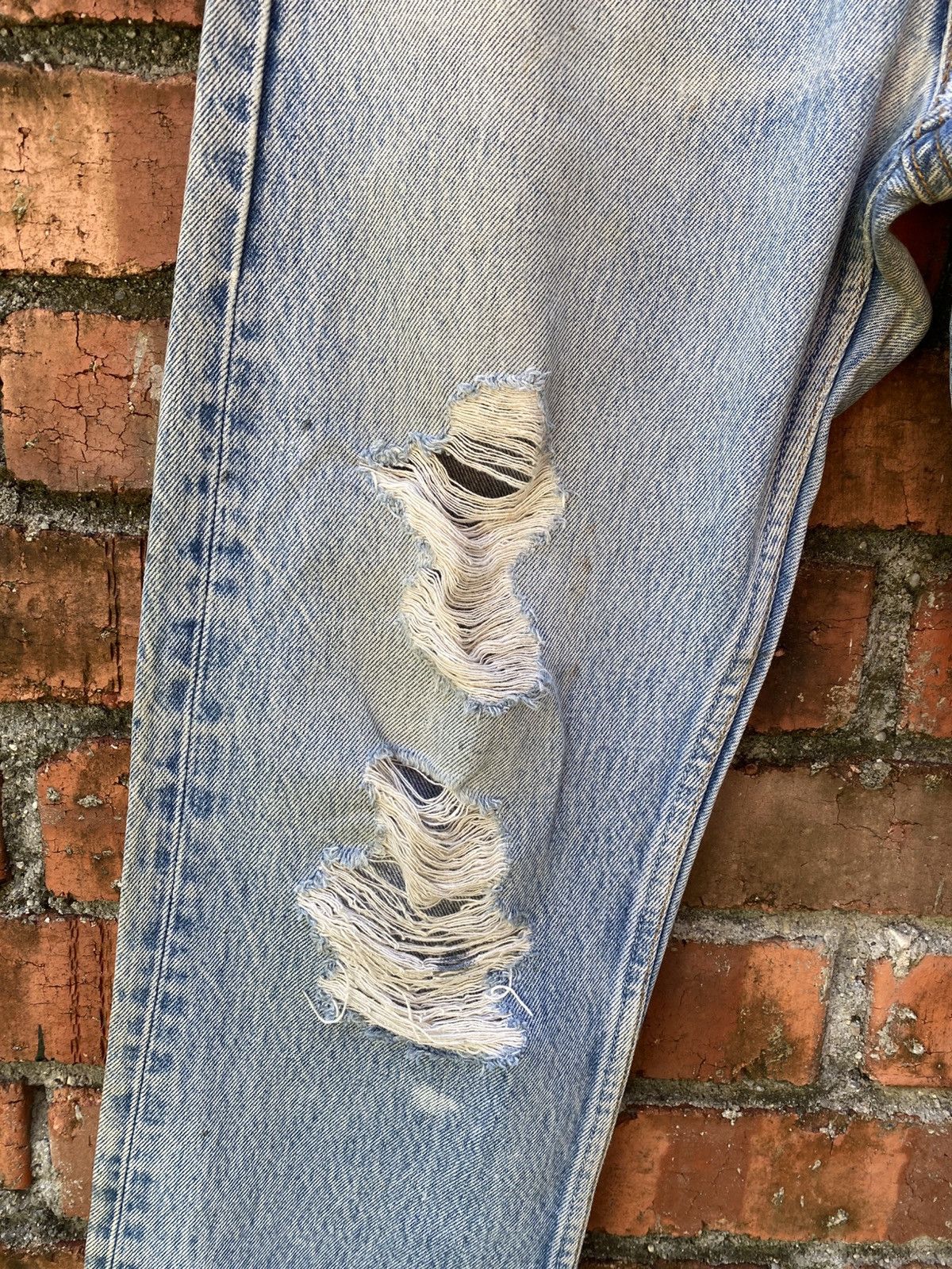 Levi's × Levi's Vintage Clothing × Vintage W32x27.5 vintage levi's 501 made in USA distressed denime Size US 32 / EU 48 - 5 Thumbnail