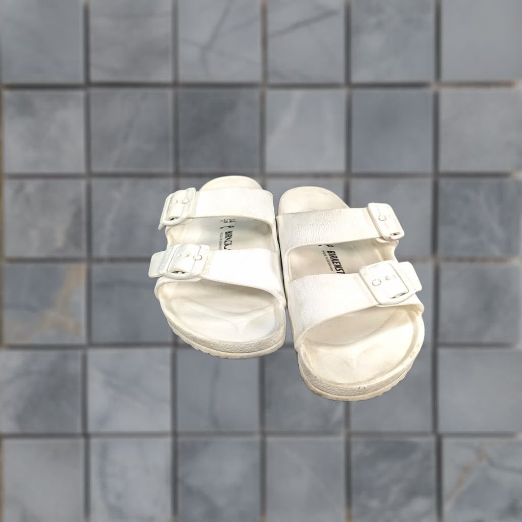 Birkenstock VINTAGE Birkenstock Arizona Eva White Sandal Unisex Men 3.5 (34) Sandal Buckle Eva M White Arizona Birkenstock Sandal 3.5 (34) Mens Womens Size ONE SIZE - 1 Thumbnail