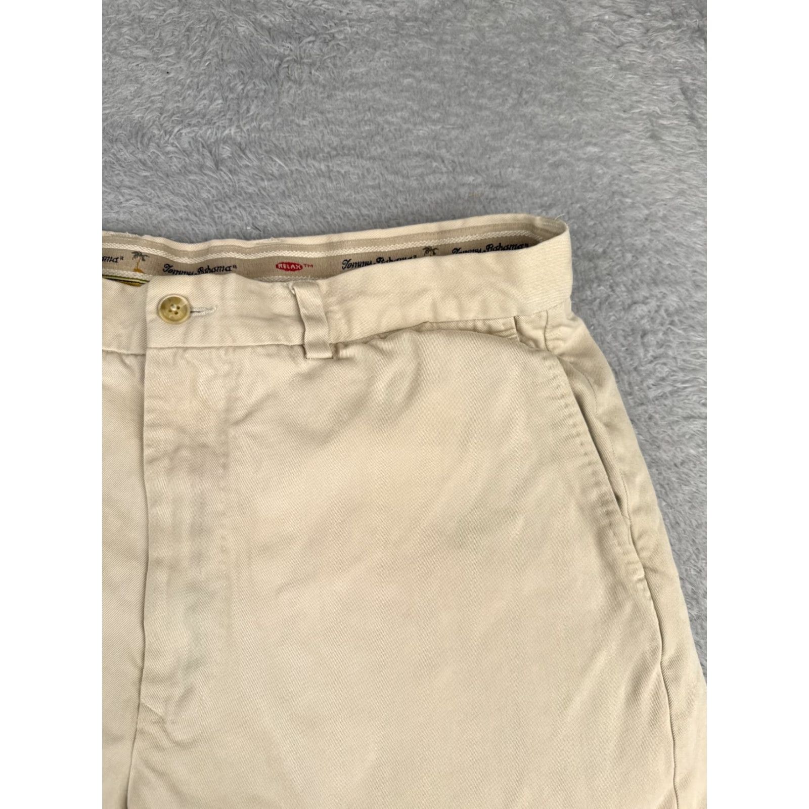 Tommy Bahama Tommy Bahama Shorts Men 34 Beige Chino 100% Silk Flat Front Golf Beach 34x9 Size US 34 / EU 50 - 5 Thumbnail