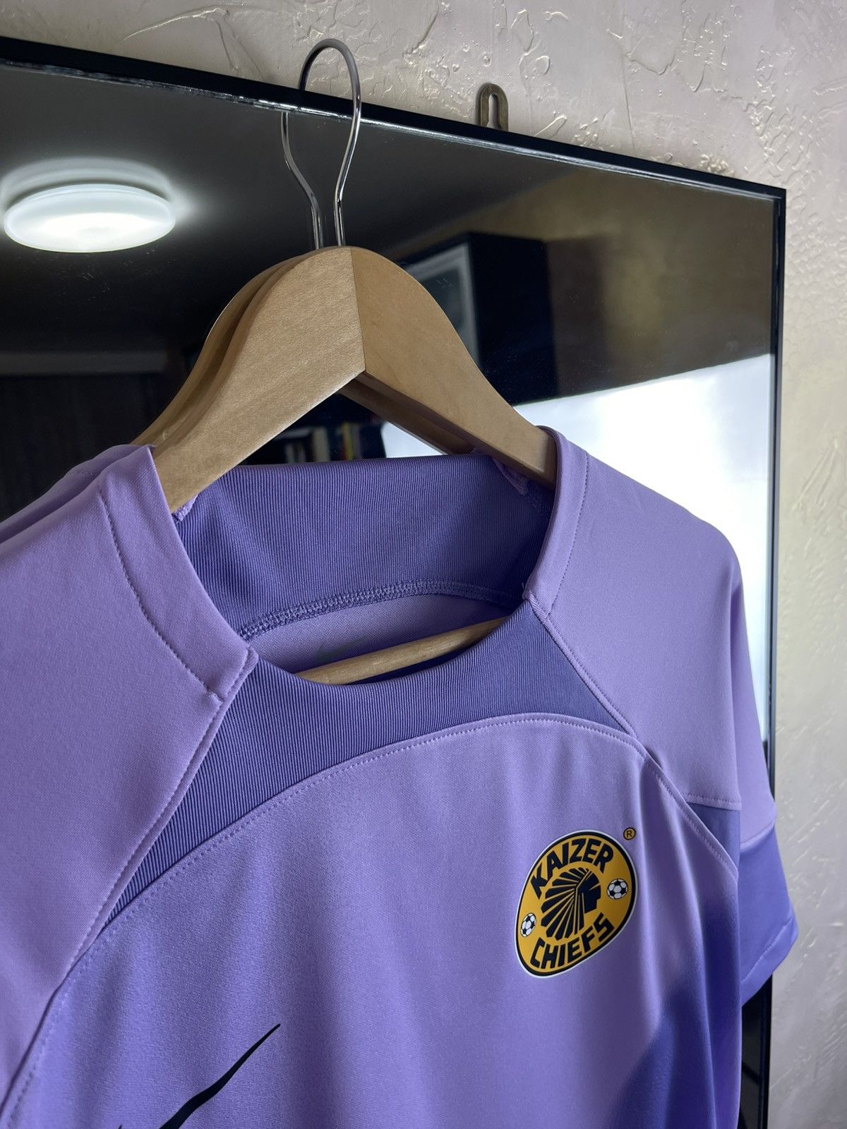 Nike Nike Kaizer Chiefs 2022/23 Away Dri-FIT Soccer Jersey Size US L / EU 52-54 / 3 - 3 Thumbnail