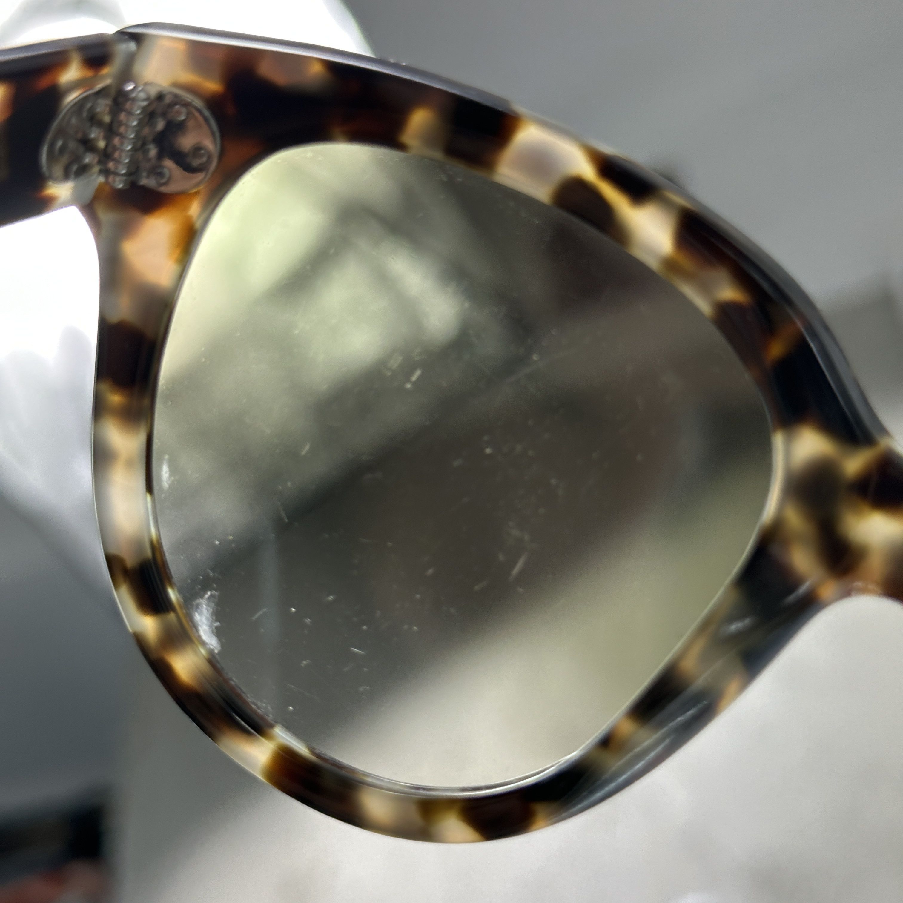 Celine Vintage Celine Audrey Cat Eye Tortoise Sunglasses 00s Size ONE SIZE - 12 Thumbnail