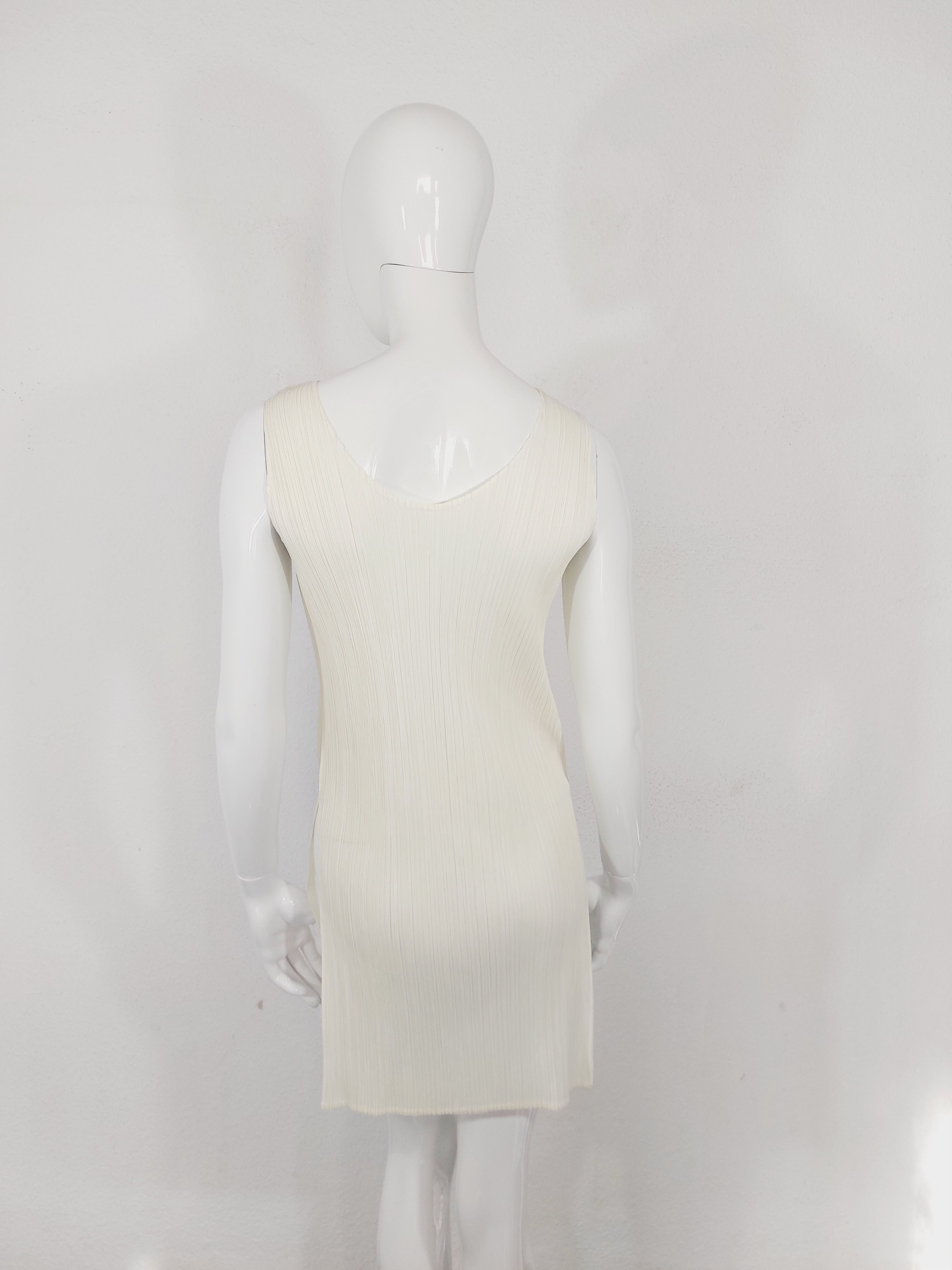 Issey Miyake Issey Miyake Pleats Japanese Beige Split Pleated Tunic Dress Size ONE SIZE - 3 Thumbnail