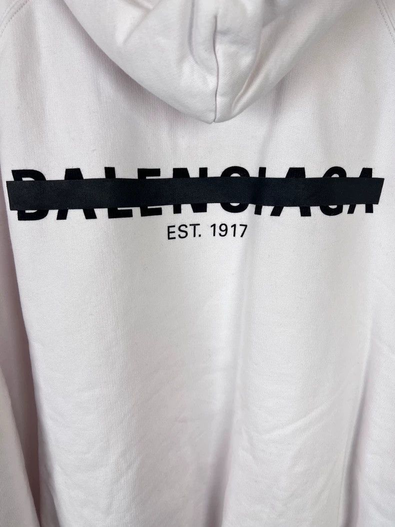 Balenciaga Balenciaga White strikethrough letter Logo loose hoodie Size US S / EU 44-46 / 1 - 6 Thumbnail