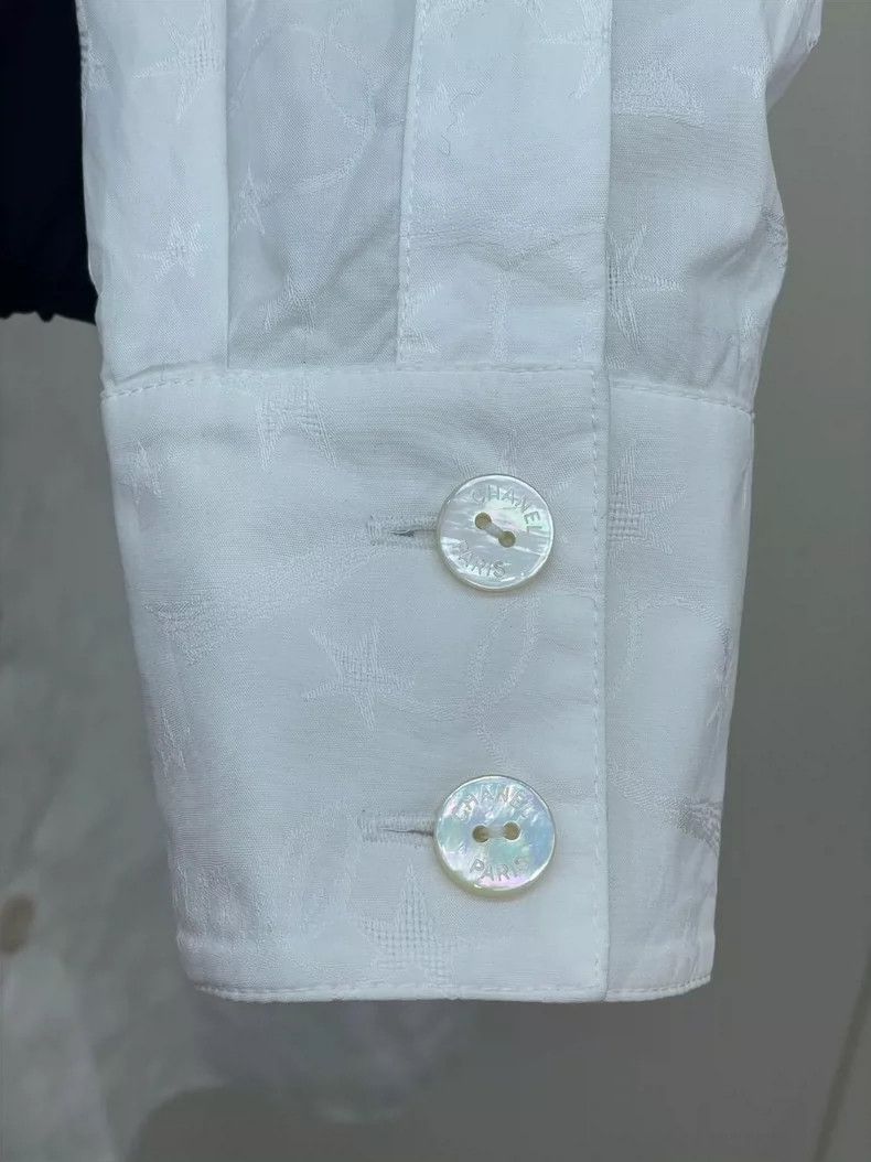 Chanel Chanel 24C vacation dark pattern letter logo button long s Size XXS / US 00 / IT 34 - 3 Thumbnail