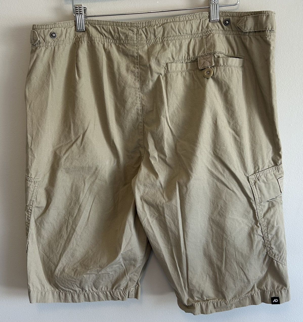 Nike Vintage Nike Mens Tan Beige Cargo Summer Shorts Size L Size US 34 / EU 50 - 5 Thumbnail
