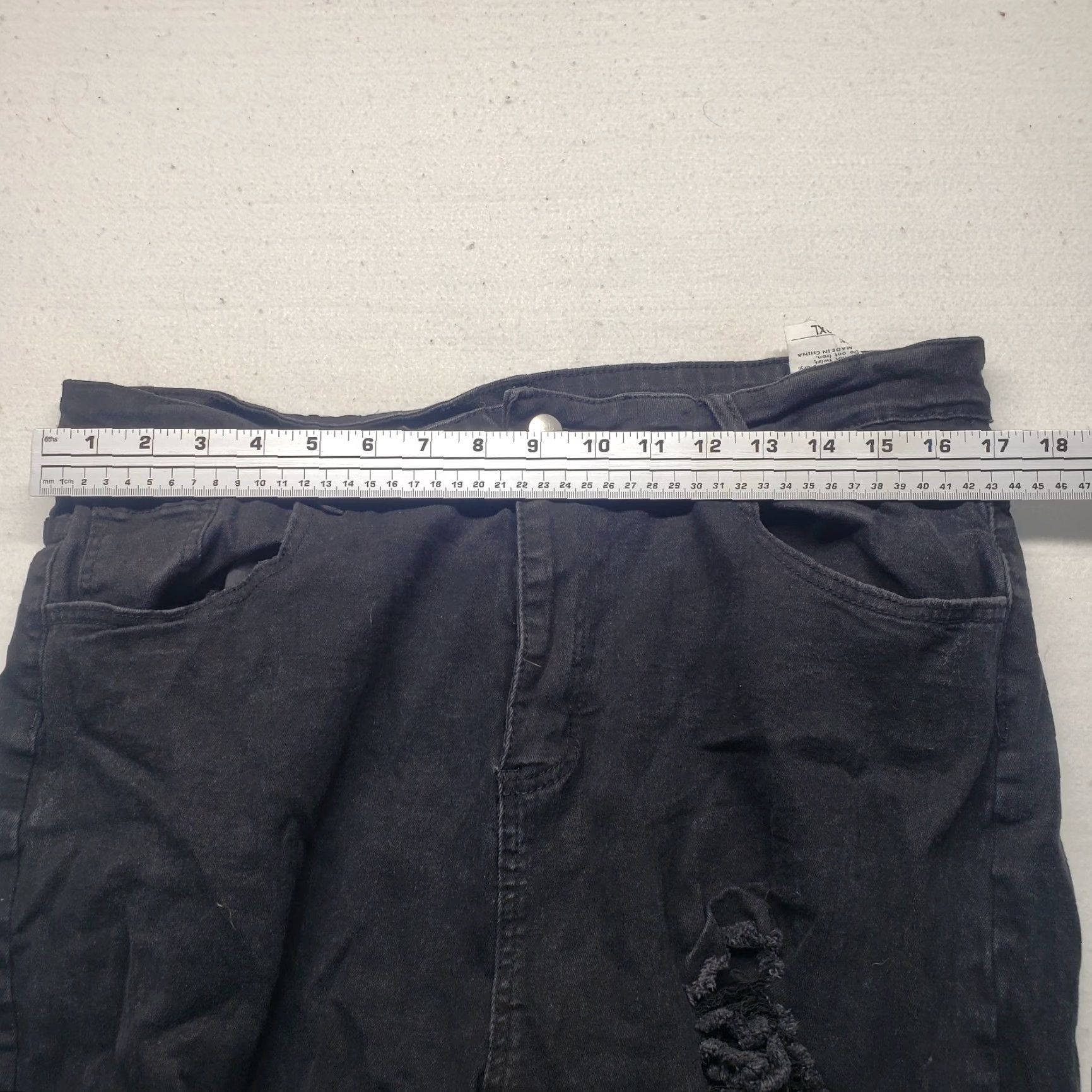 Shein SheIn Jeans Distressed Black Denim Skinny 2XL Women Adult Pants 5-Pocket Style Stretch Size 40" / US 18 - 6 Thumbnail