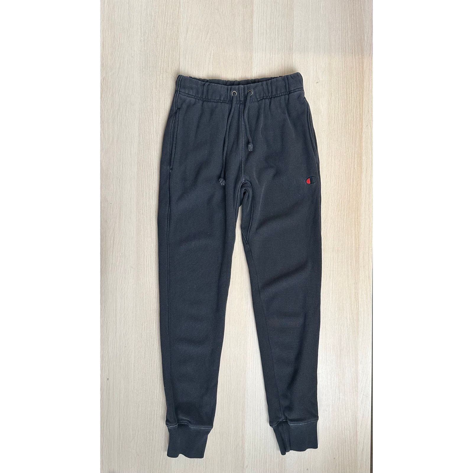 Champion Champion Reverse Weave Black Sweatpant - Size S - Mint Size US 27 - 1 Thumbnail