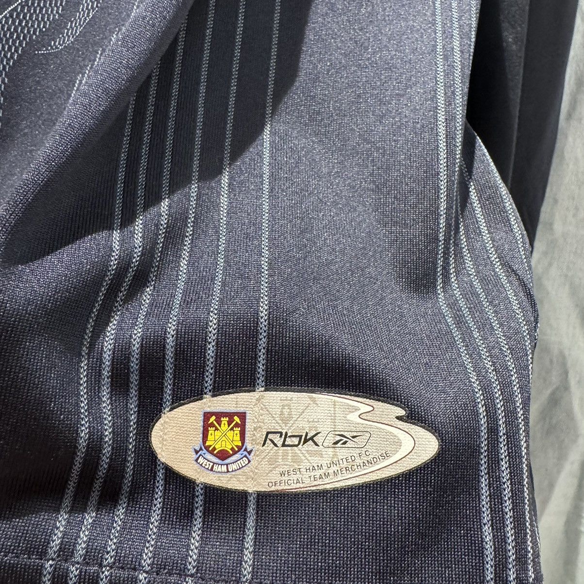 Reebok West ham 06/07 Longsleeves away #32 Tevez Size US L / EU 52-54 / 3 - 10 Thumbnail