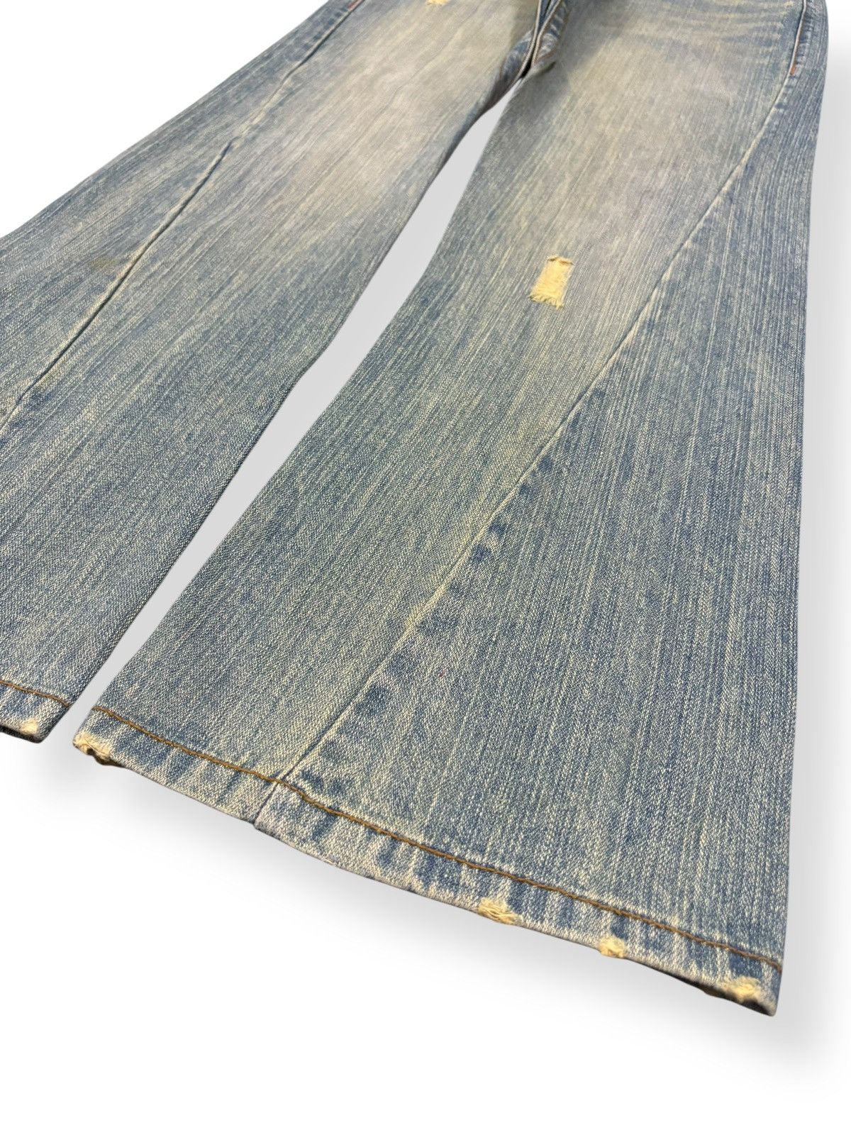 Tornado Mart Vintage Japanese Brand Rusty Mud Wash Flare Distressed Jeans Size US 31 - 7 Thumbnail