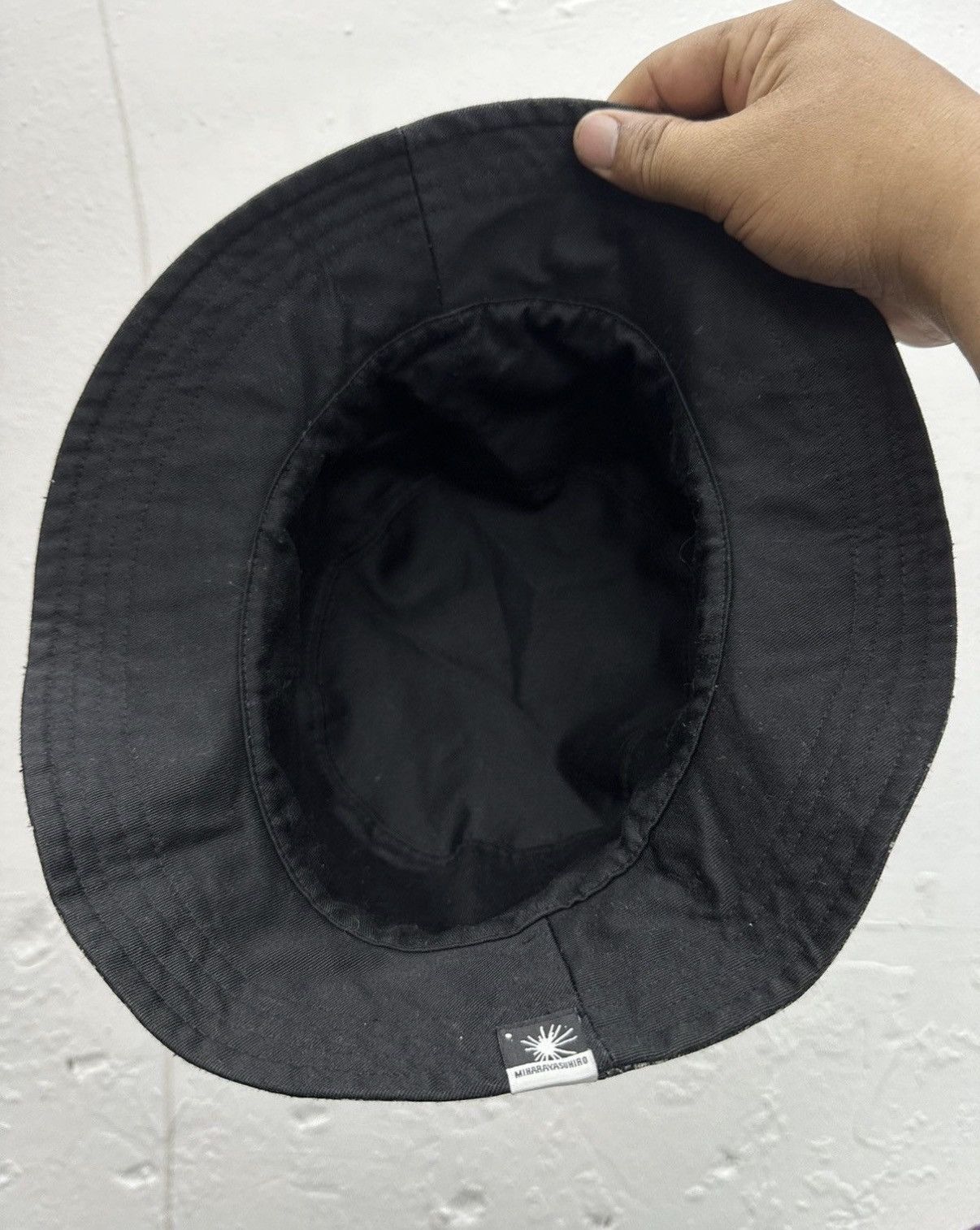 Japanese Brand Miharayasuhiro GU Reversible Bucket Hat Size ONE SIZE - 6 Thumbnail