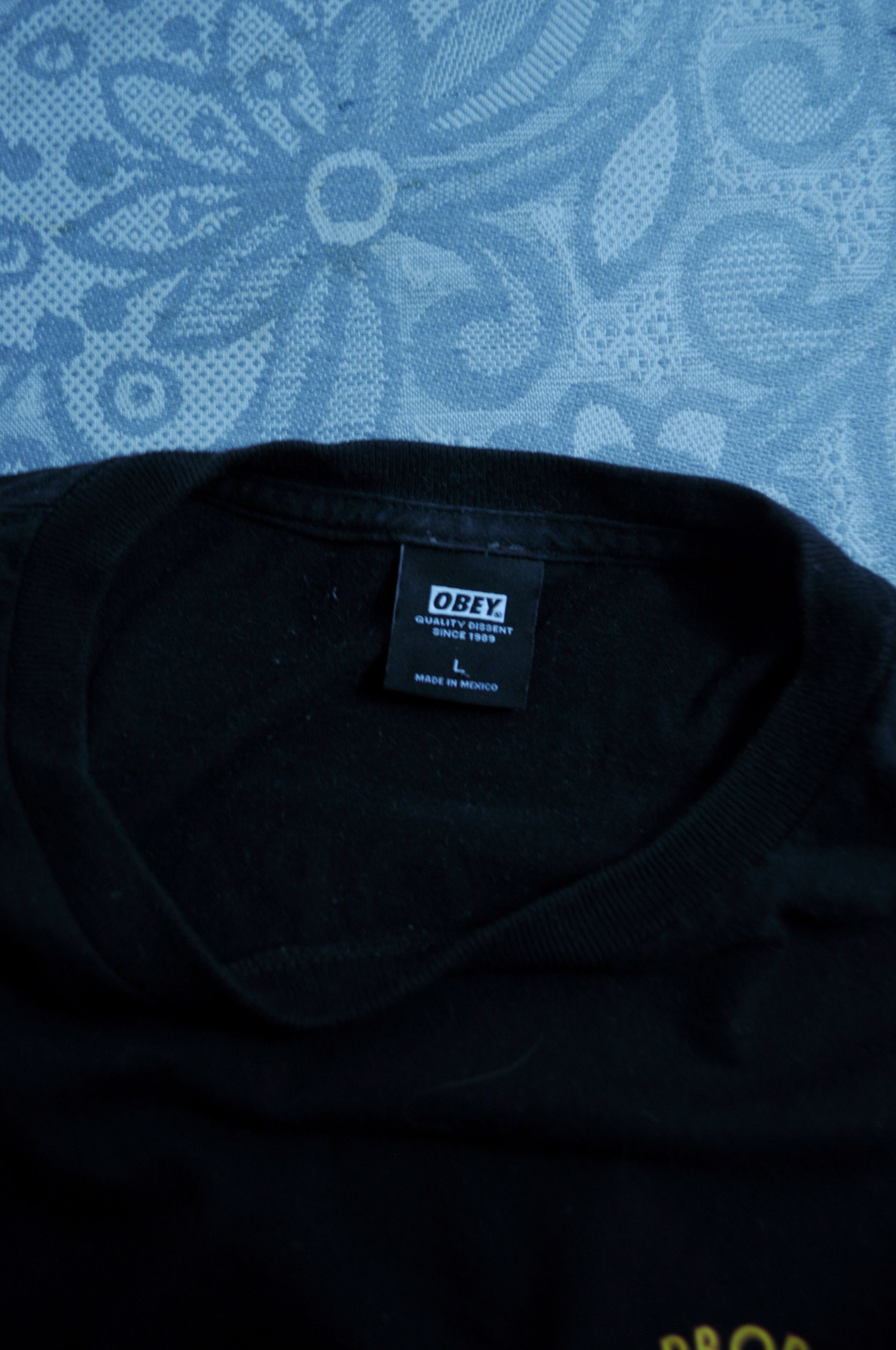 Obey × Vintage Obey Propaganda Tee Size US L / EU 52-54 / 3 - 5 Thumbnail