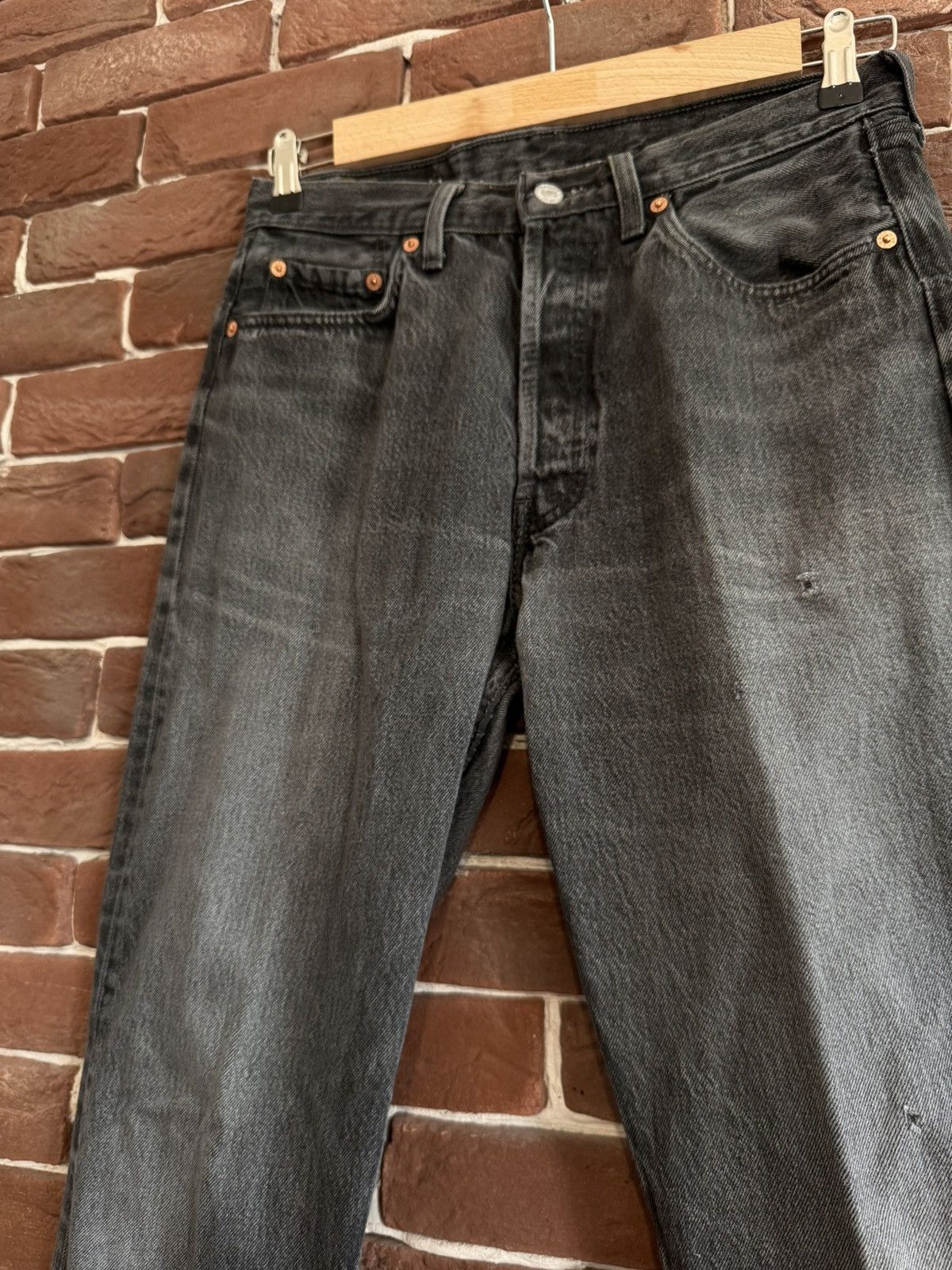 Levi's Rare Vintage 90s Levi’s 501 33x32 Washed Denim Jeans Pants Size US 33 - 4 Thumbnail