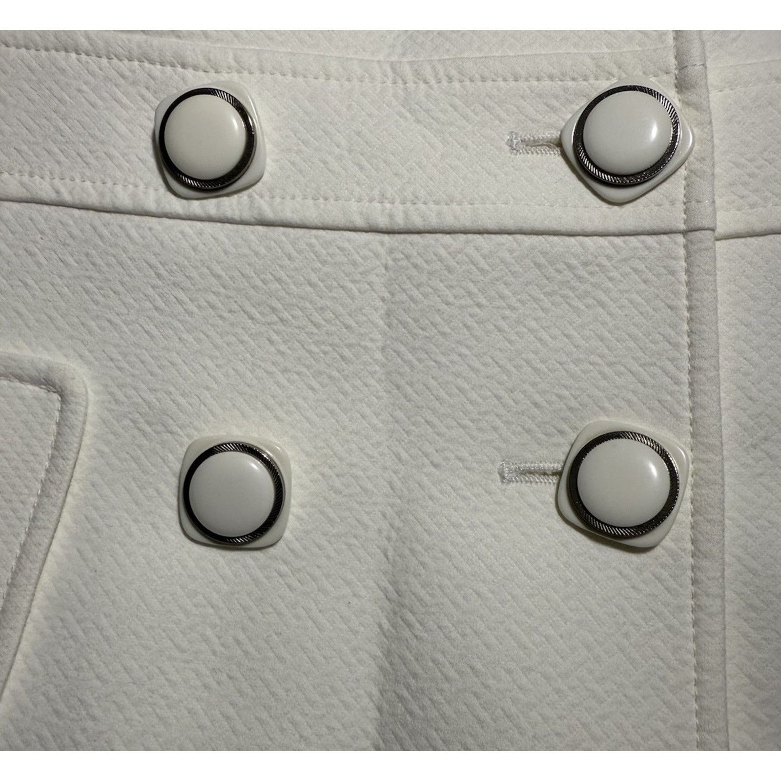 Dolce & Gabbana Dolce & Gabbana Short Blazer White Pearl Button Size 40 Mint Size S / US 4 / IT 40 - 5 Thumbnail