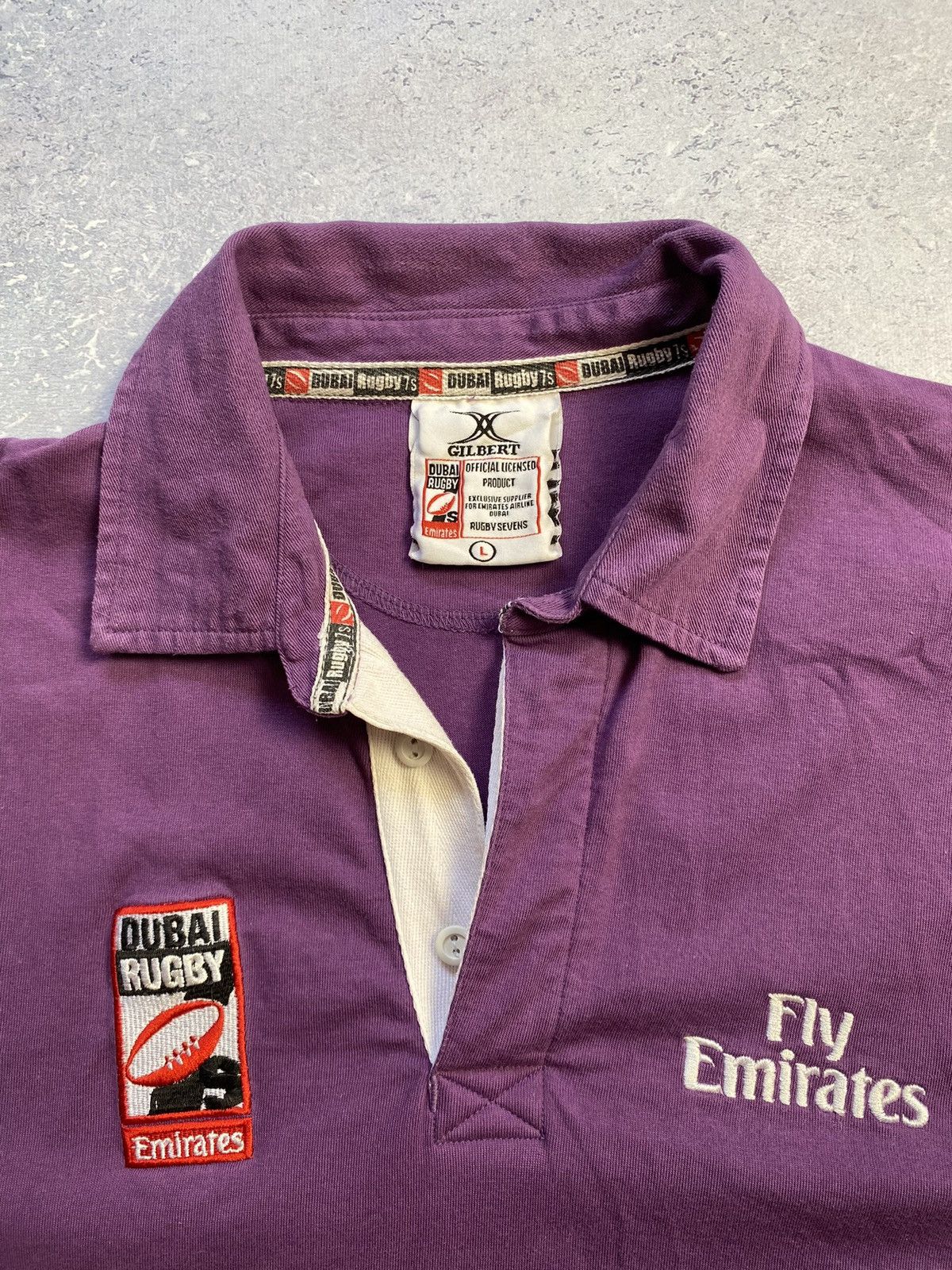 Vintage Vintage Gilbert Dubai Rugby Fly Emirates Jersey Size US L / EU 52-54 / 3 - 12 Thumbnail