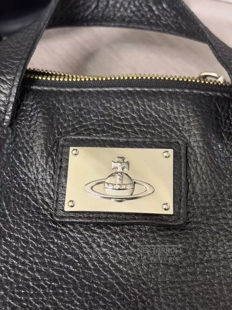 Vivienne Westwood Vivienne Westwood size os Silver logo black handbag/shoulde Size ONE SIZE - 2 Thumbnail