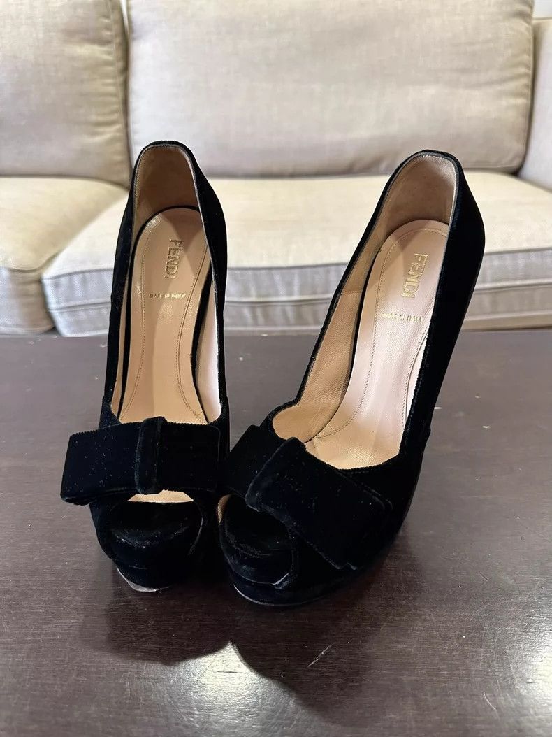 Fendi Fendi Velvet Bow High Heels Size 36.5 Size US 6 / IT 36 - 3 Thumbnail