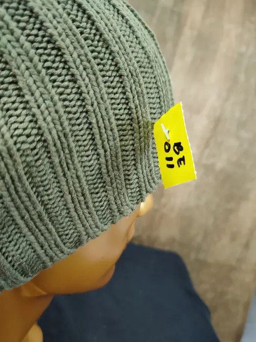 Star Of Hollywood Hollywood star italian designer beanie hat snow cap #011DLL Size ONE SIZE - 2 Thumbnail