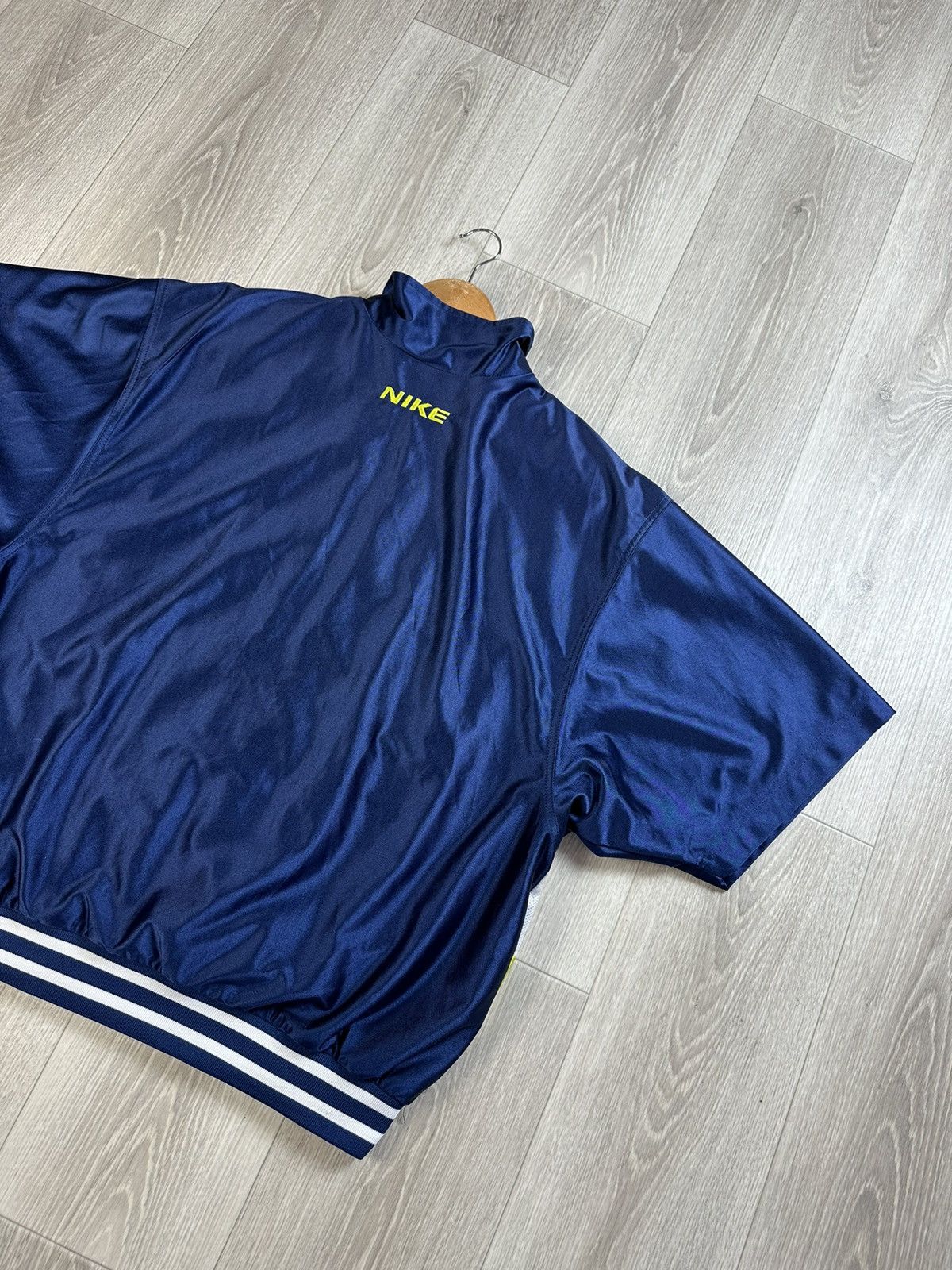 Nike × Vintage Vintage Nike Short Sleeve Full Zip Up trowel Size US L / EU 52-54 / 3 - 8 Thumbnail