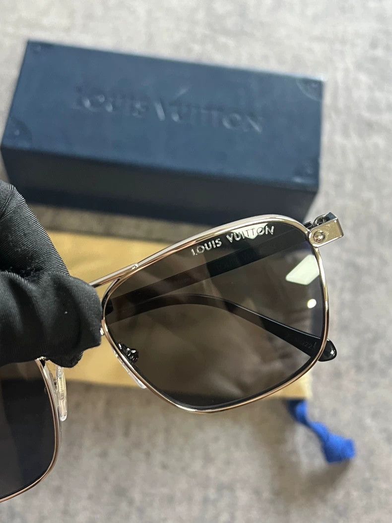 Louis Vuitton Louis Vuitton Side presbyopic aviator sunglasses Size ONE SIZE - 3 Thumbnail