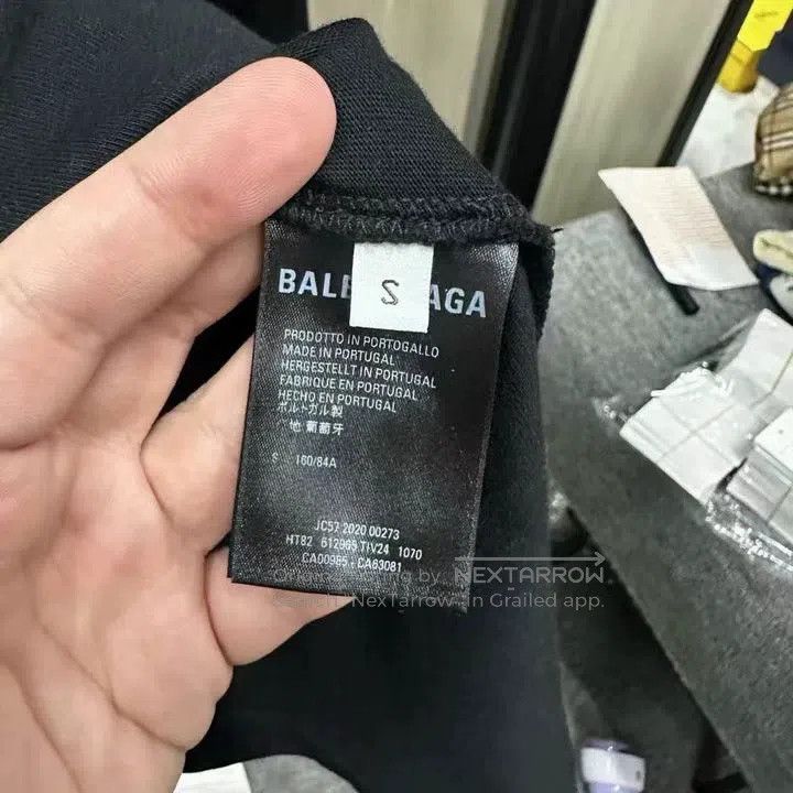 Balenciaga Balenciaga Crew Short Sleeve Size US S / EU 44-46 / 1 - 4 Thumbnail
