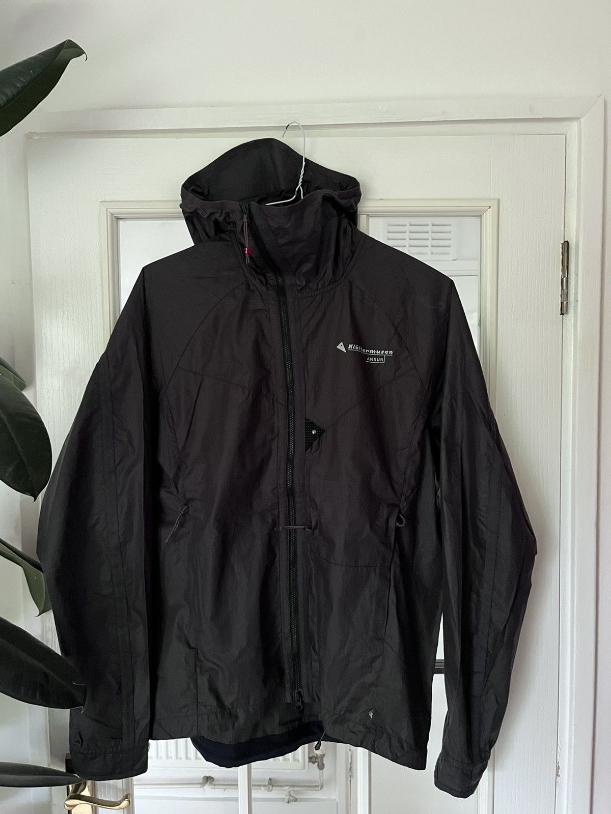 Klattermusen klättermusen Ansur hooded wind jacket Black Size US M / EU 48-50 / 2 - 1 Thumbnail