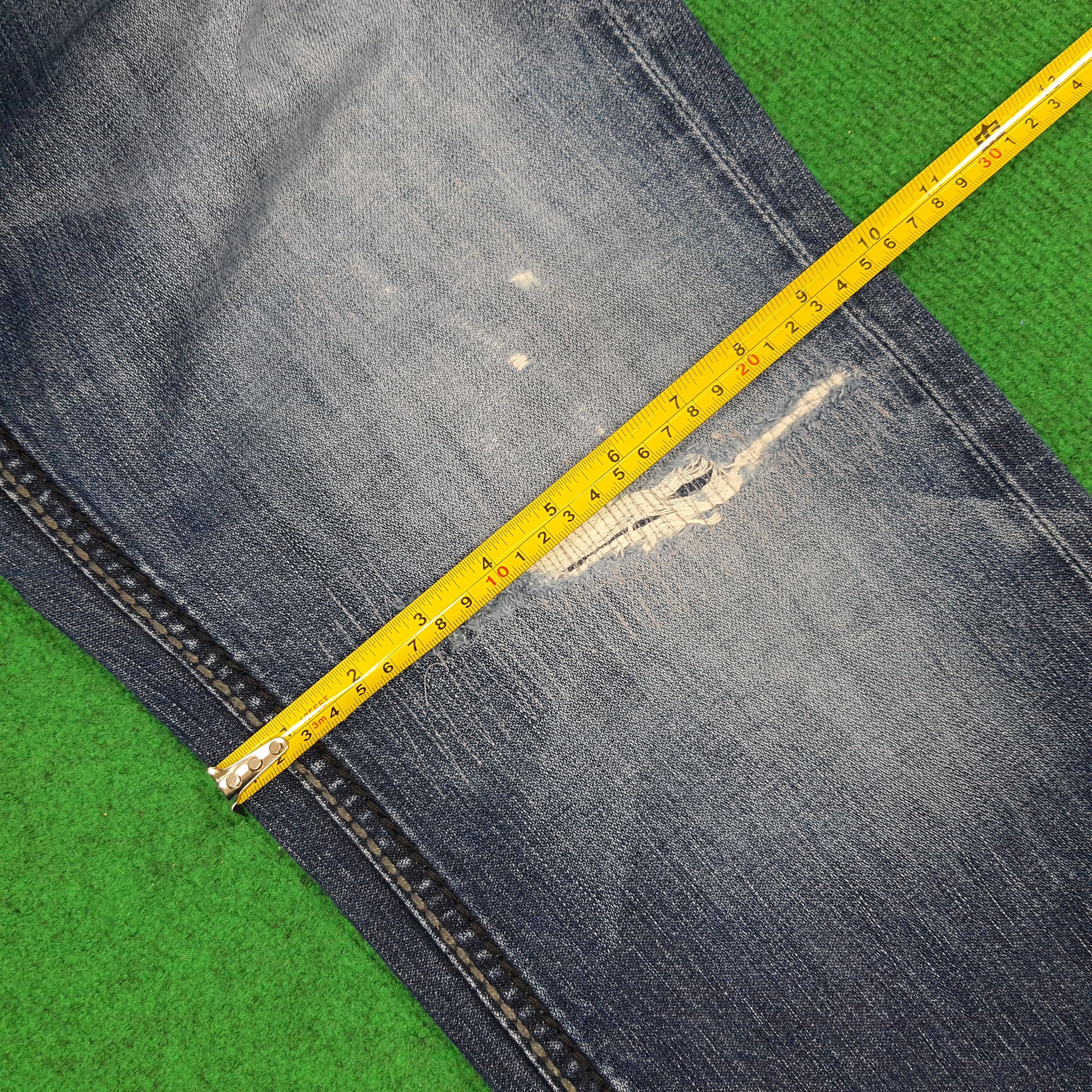 True Religion Vintage True Religion America Distressed Denim Pants Size US 35 - 16 Thumbnail