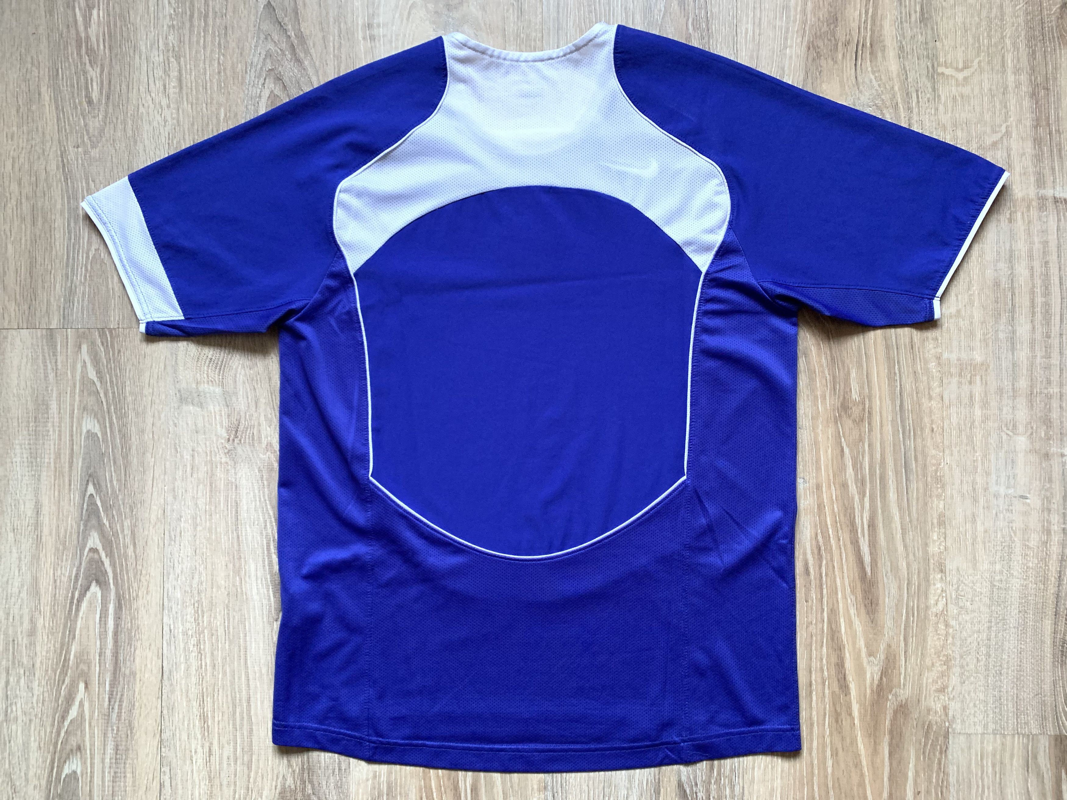 Nike × Vintage Kids Vintage Nike Brazil Away Shirt 2004-2006 Size US XXS / EU 40 - 2 Thumbnail
