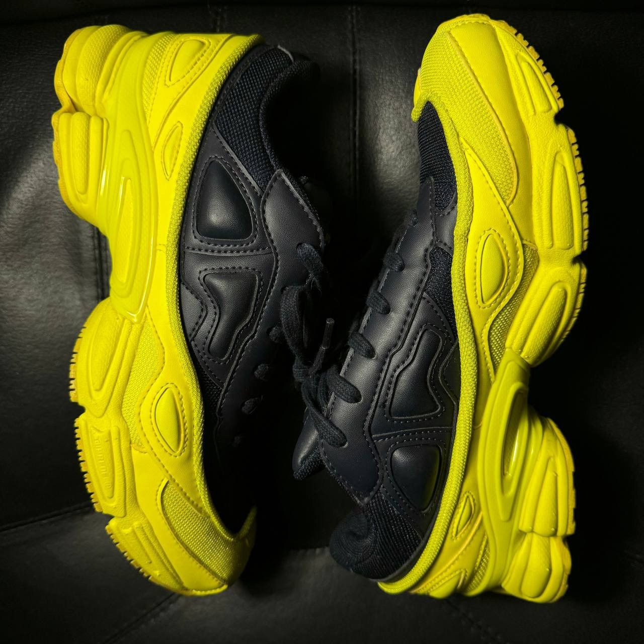 Adidas × Raf Simons 7,5us Adidas Raf Simons Ozweego Yellow FW18 Size US 7.5 / EU 40-41 - 4 Thumbnail