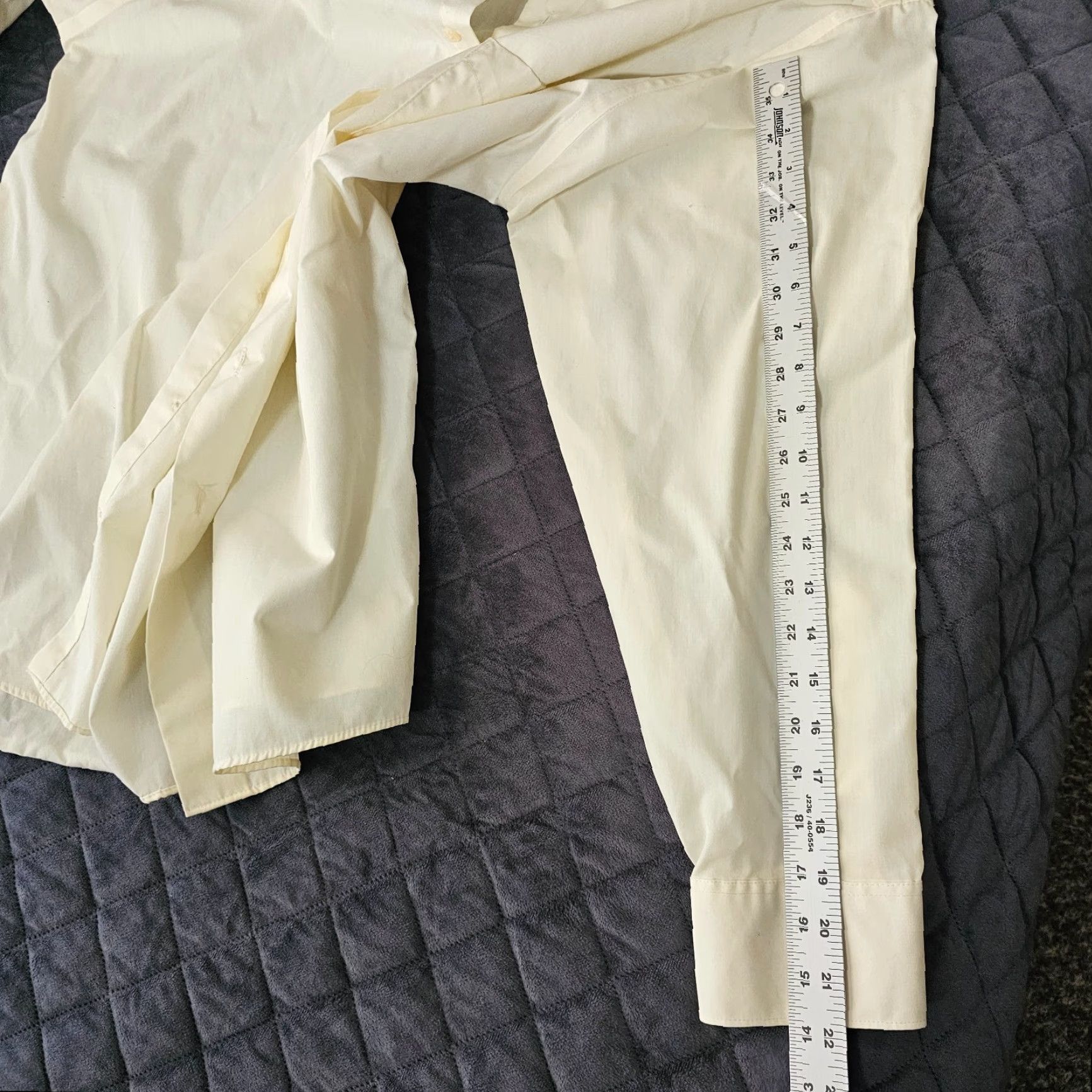 Geoffrey Beene Geoffrey Beene Dress Shirt Mens Size 15.5 32/33 Wrinkle Free Yellow Classic Vintage Button Collared Chest 25 in Long Sleeve Size 42R - 6 Thumbnail