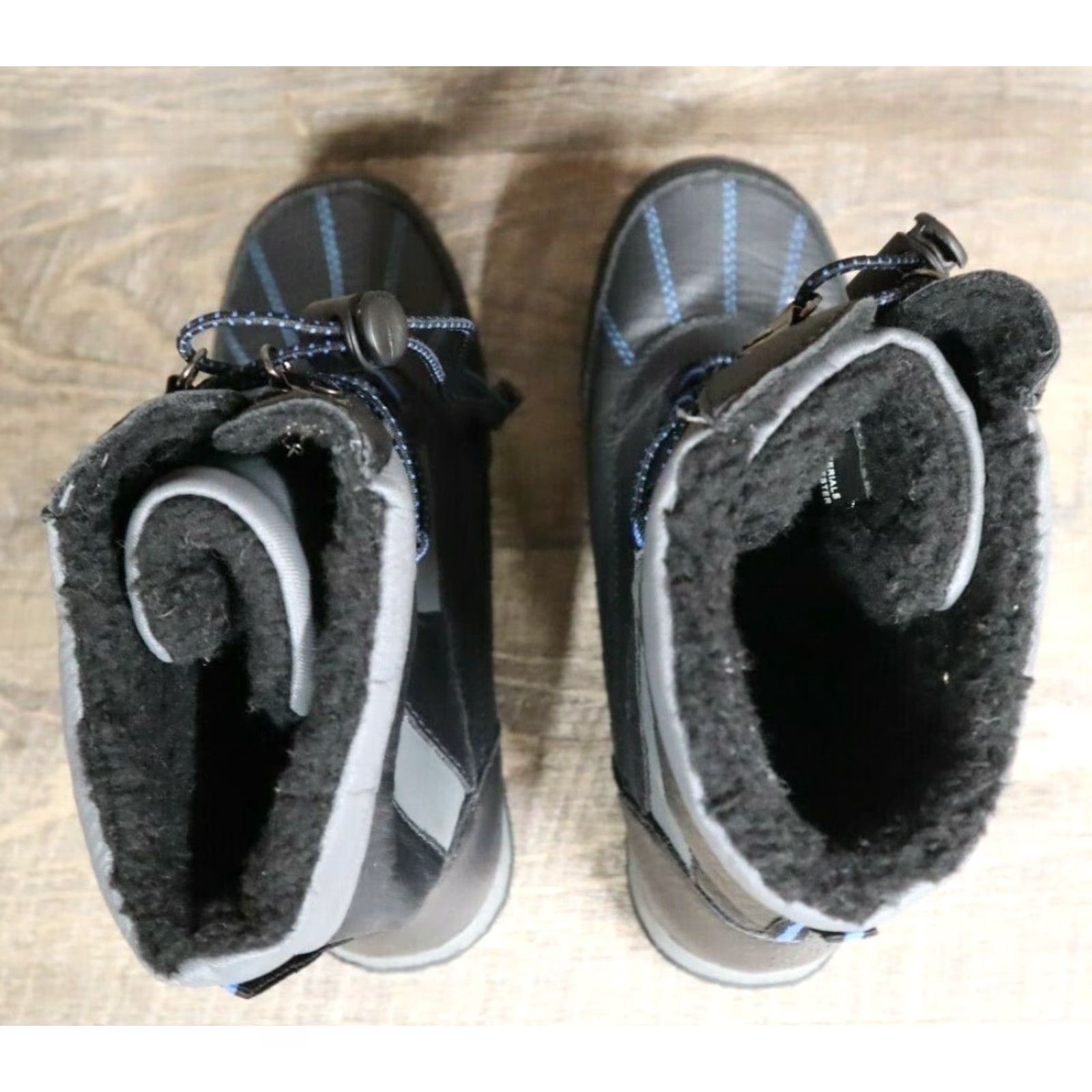 Vintage Totes Winter Waterproof Insulated Boots Men’s 6 Faux Fur-Lined Black Snow Boot Mens 6 Boots Winter Black Totes Indoor Outdoor Size US 6 / EU 39 - 5 Thumbnail
