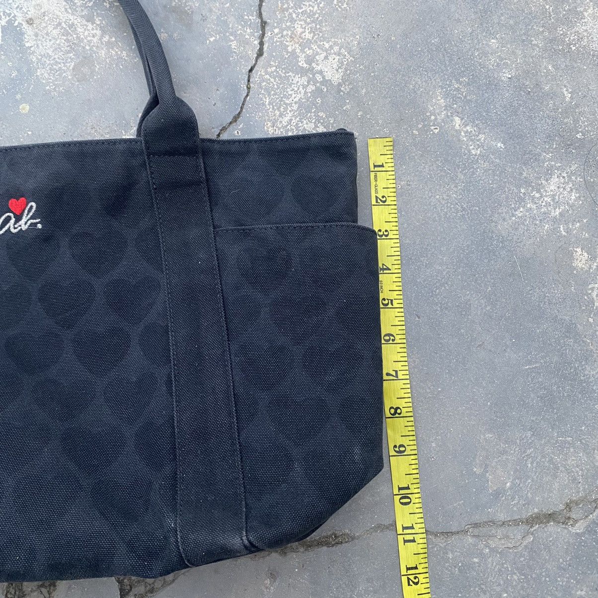 agnes b. 🖤🖤1990s AGNES B Heart Bag🖤🖤 Size ONE SIZE - 11 Thumbnail