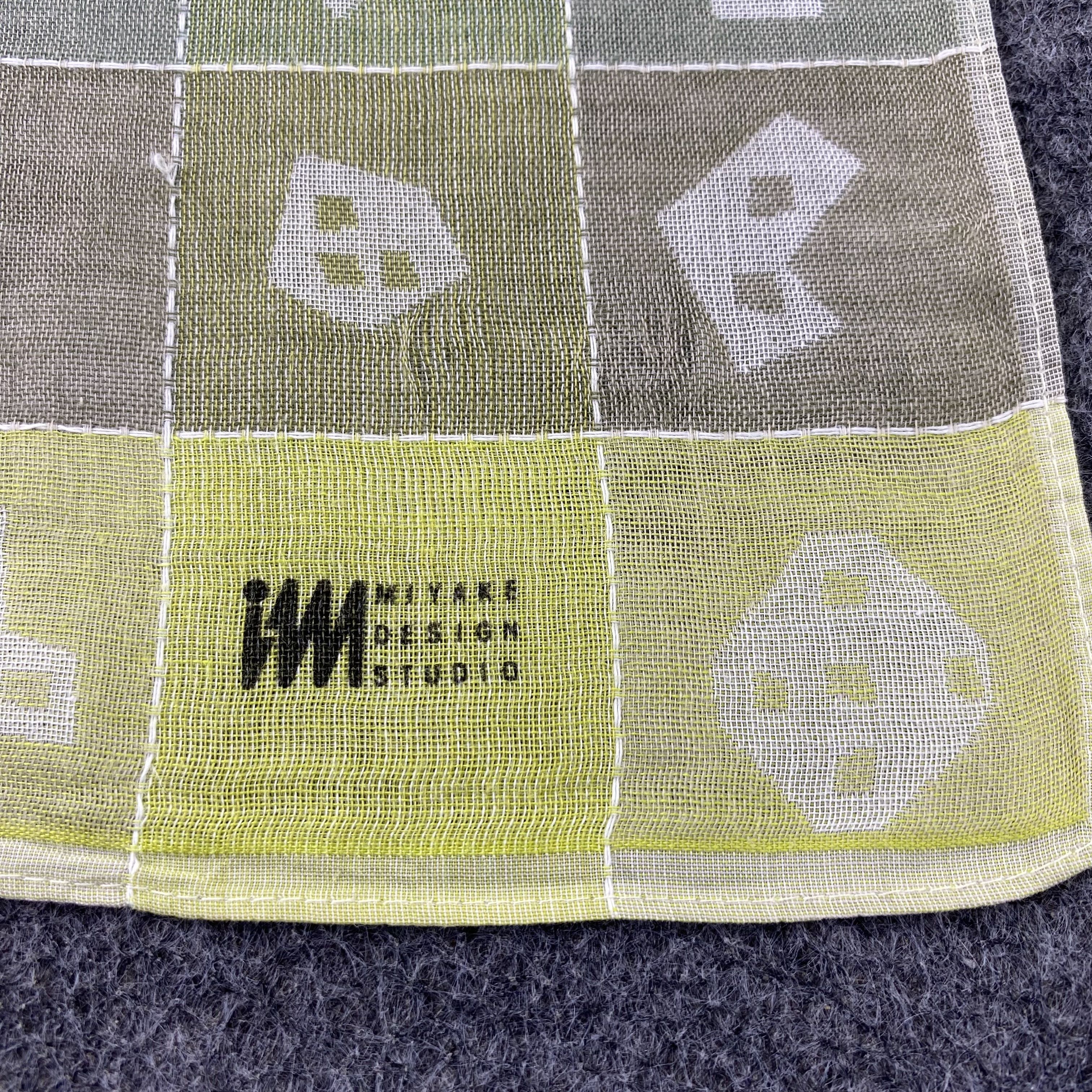 Issey Miyake × Japanese Brand Issey Miyake Handkerchief / Bandana / Neckerchief-B1311 Size ONE SIZE - 5 Thumbnail