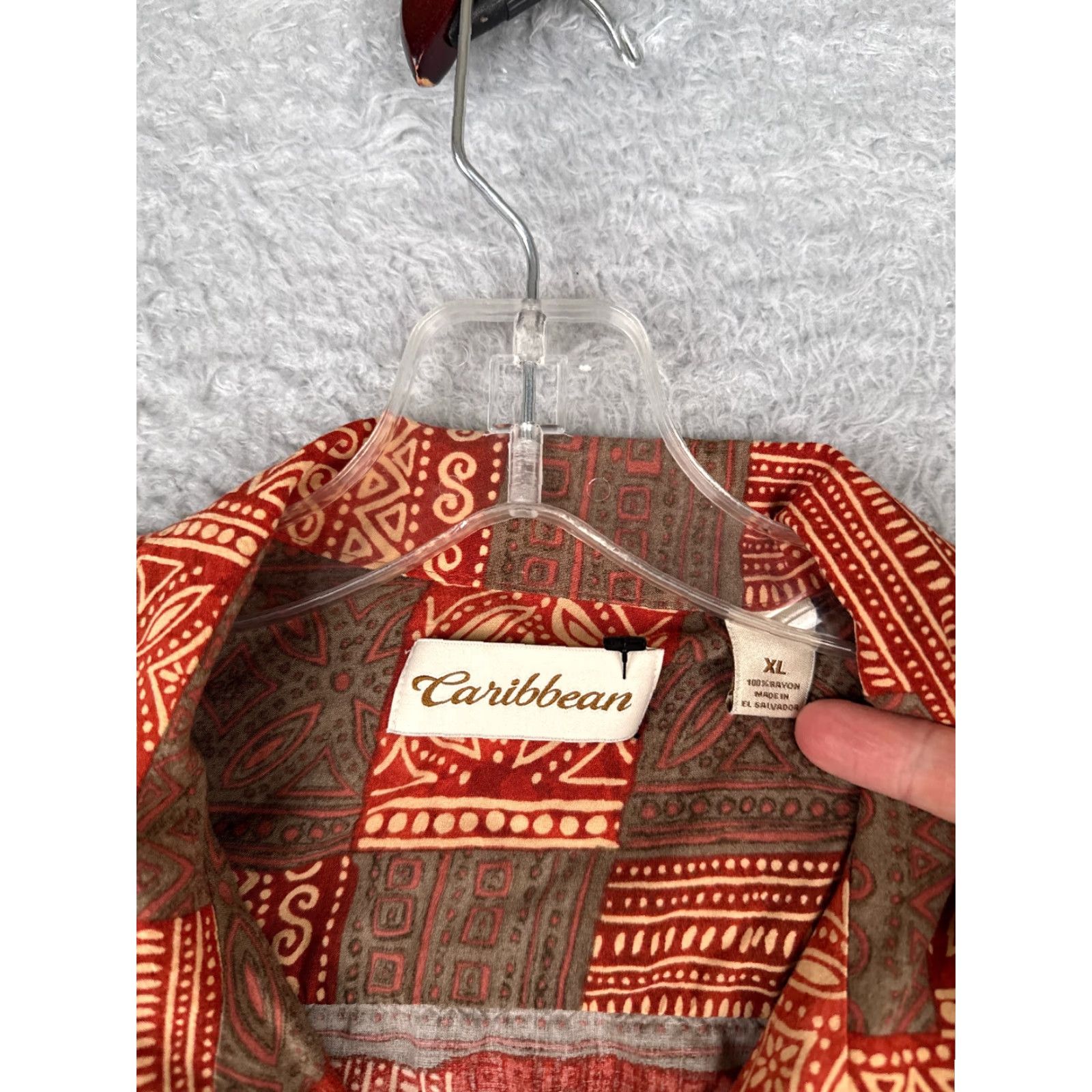Vintage Caribbean Shirt Men XL Red Tile Geometric 100% Rayon Hawaiian Button Up Size US XL / EU 56 / 4 - 7 Thumbnail