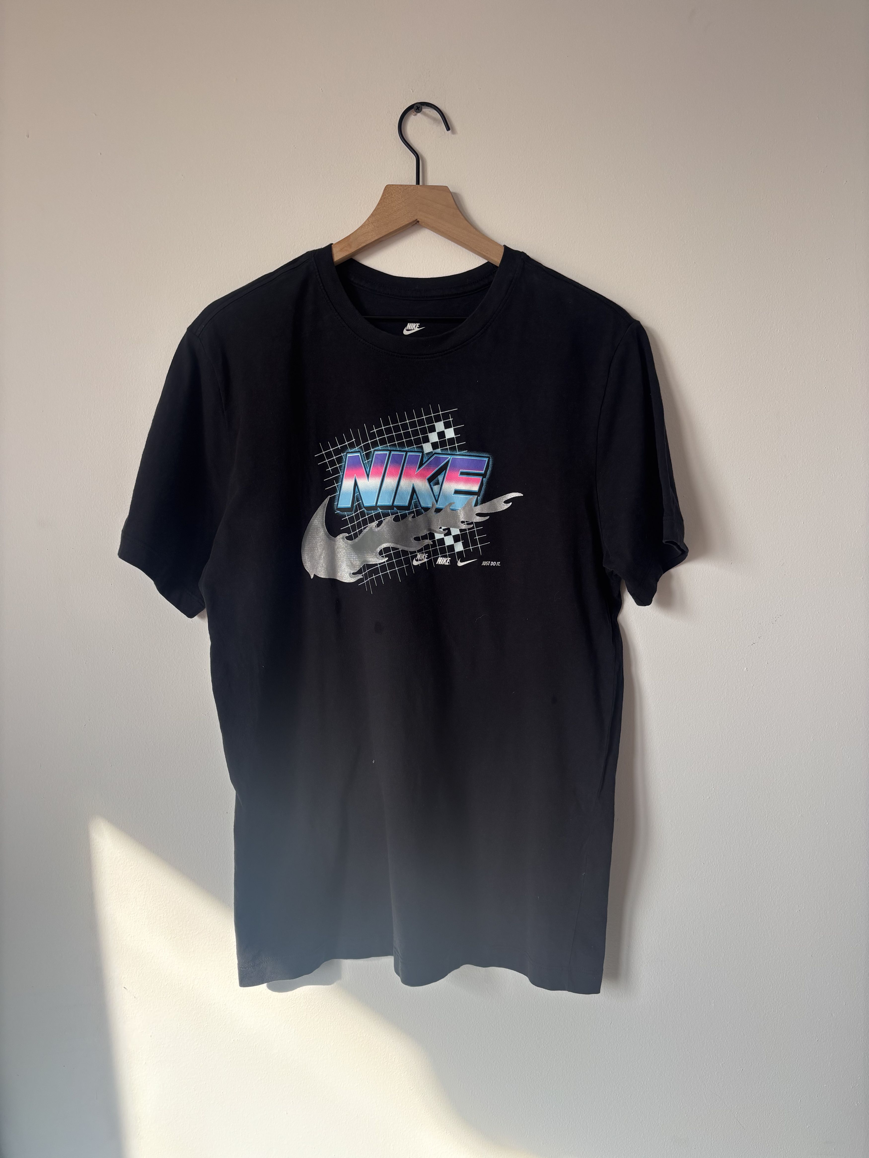 Nike The Nike Tee Black Medium M Size US M / EU 48-50 / 2 - 1 Thumbnail