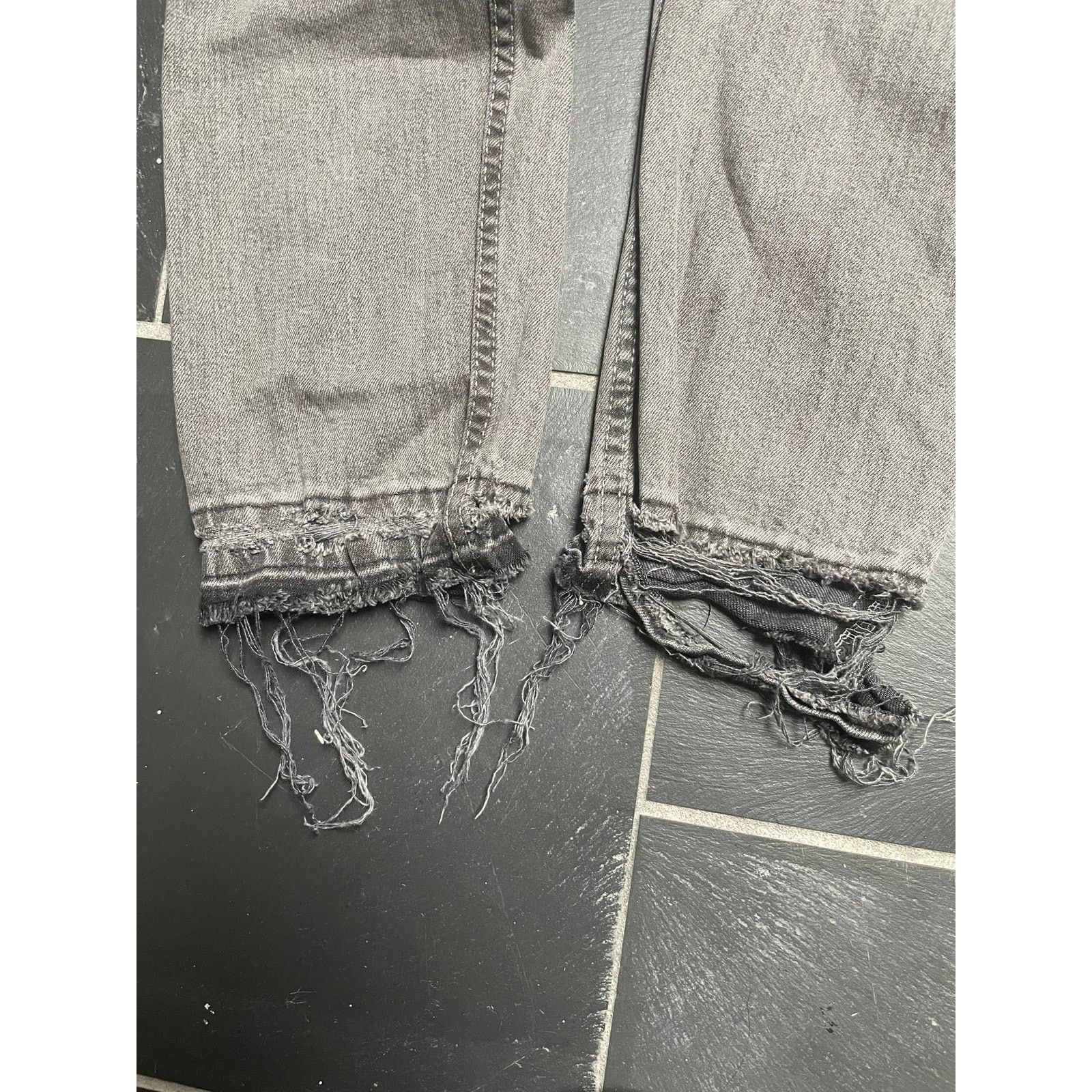 Levi's Levi Grey Distressed Water Resistant Denim Jeans 32 x 32 Size US 32 / EU 48 - 6 Thumbnail