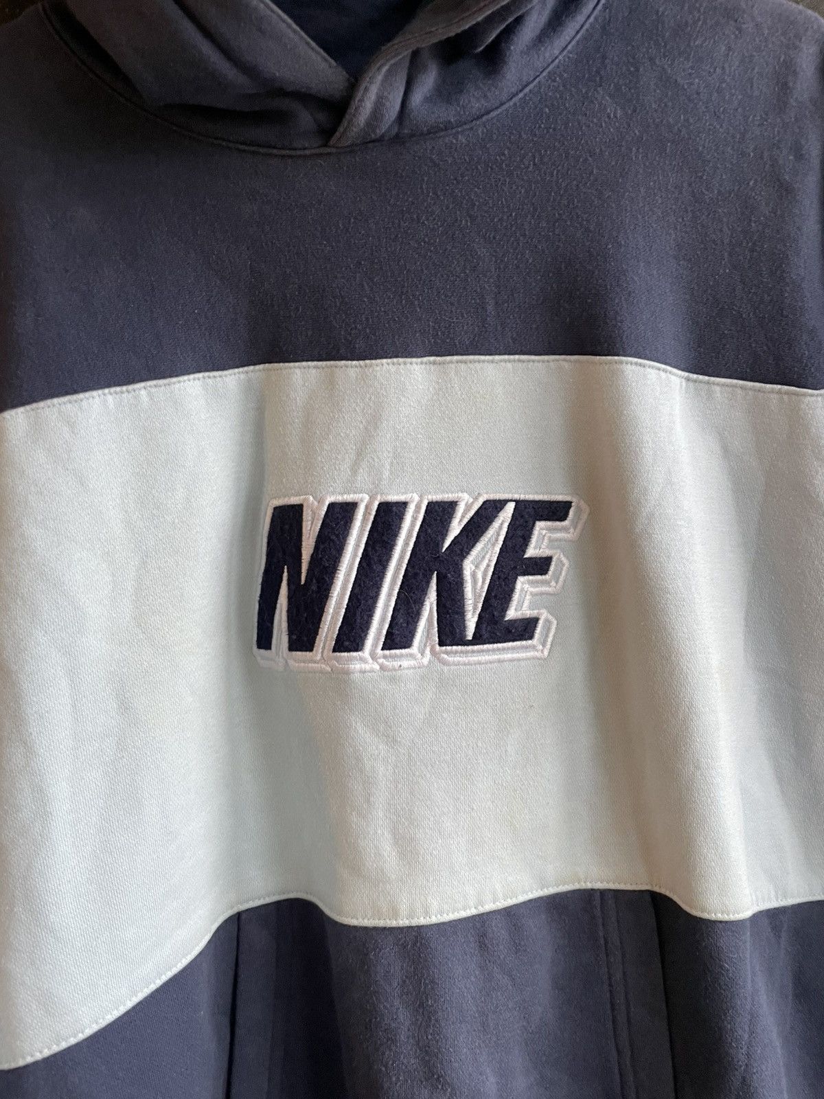 Nike × Vintage NIKE VINTAGE CENTER LOGO OVERSIZE BOXY HOODIE Size US XL / EU 56 / 4 - 2 Thumbnail