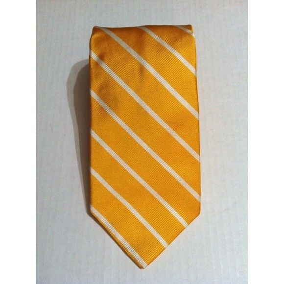 Brooks Brothers BROOKS BROTHERS MENS NEW YELLOW 100%SILK TIE WIDTH: 3 3/4" Size ONE SIZE - 1 Thumbnail