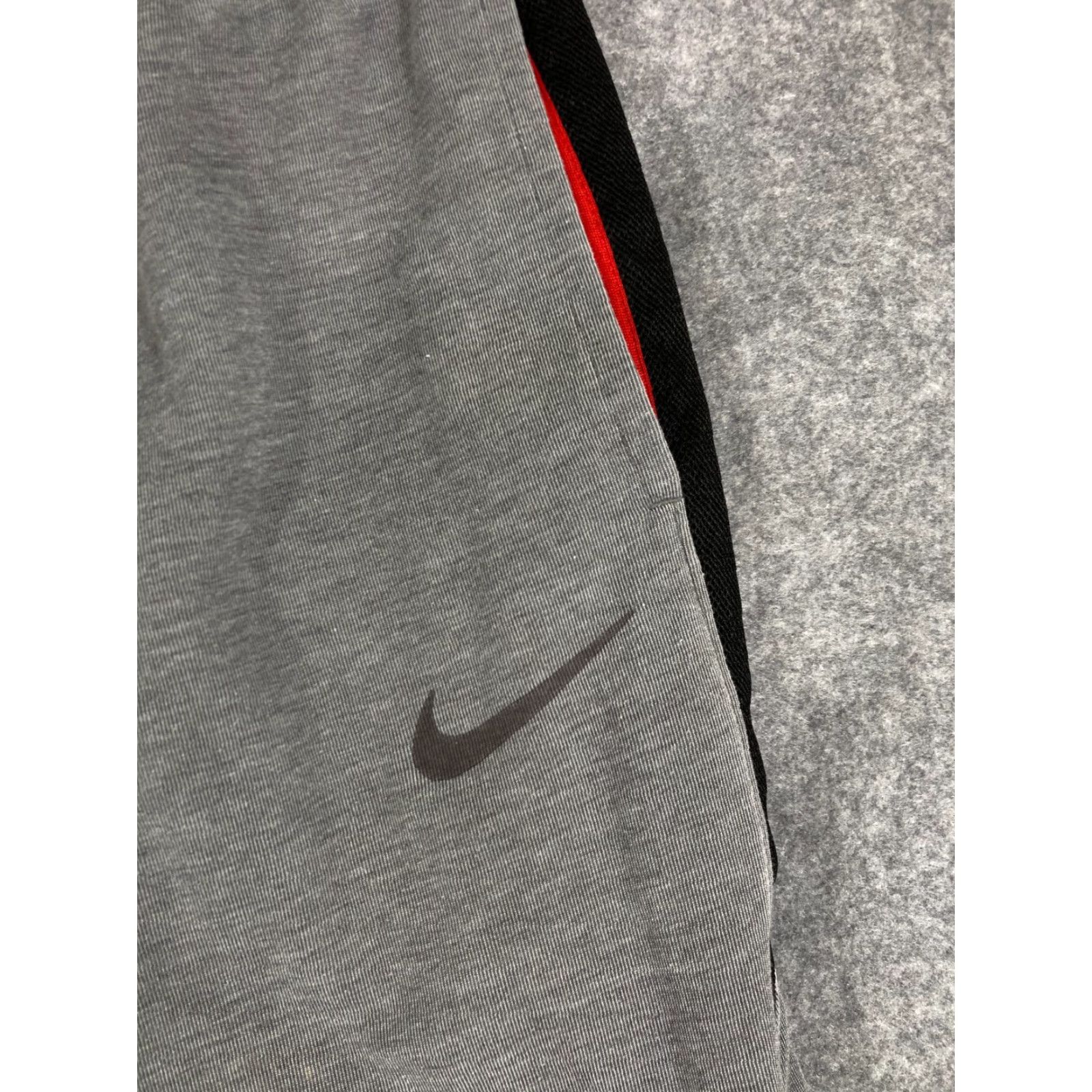 Nike Nike Dri-Fit Training Jogger Track Pants Mens Large Gray Drawstring Logo Pockets Size US 33 - 6 Thumbnail
