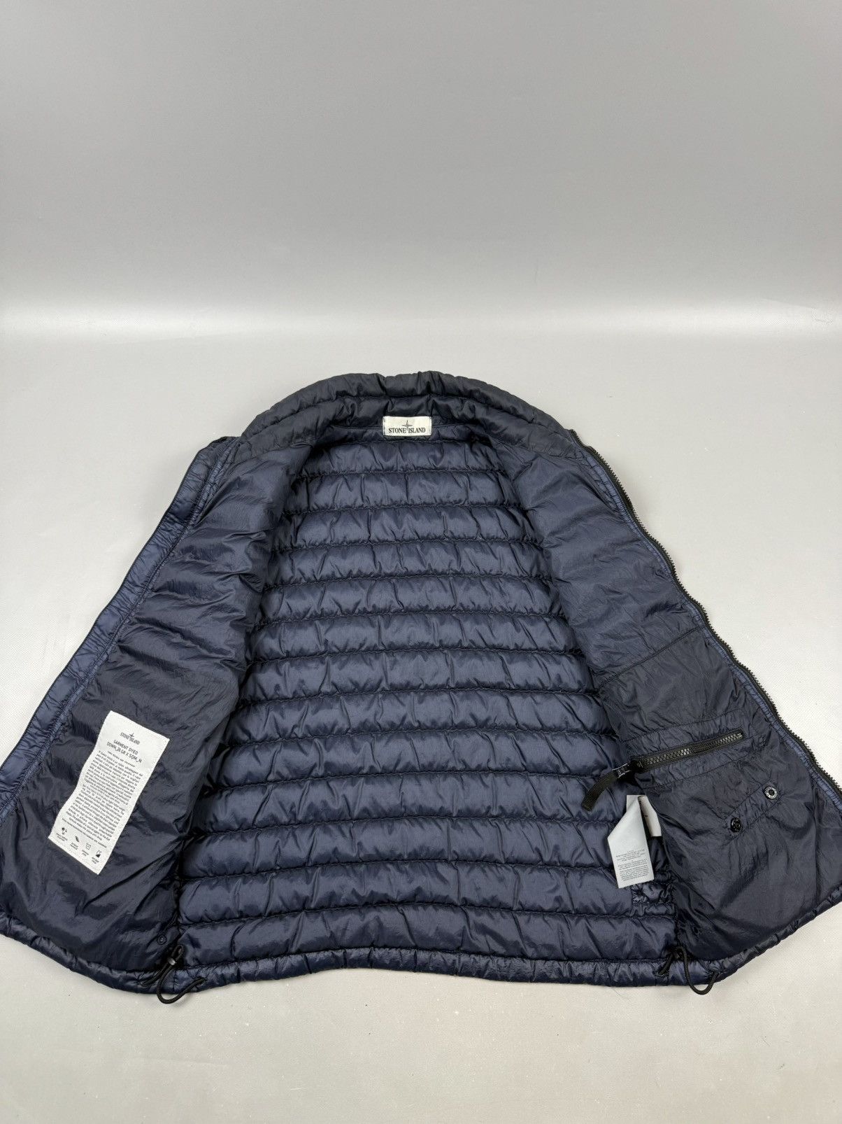 Stone Island Stone island vest navy blue puffer size M/S mens Size US M / EU 48-50 / 2 - 10 Thumbnail